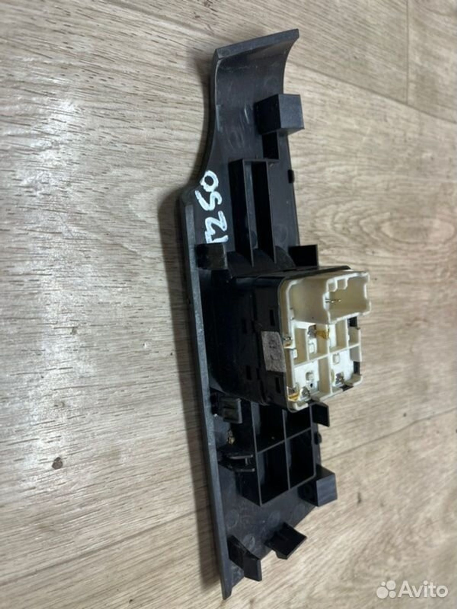 Блок управления стеклоподъемниками передний левый, 1500 рублей, Семиозерка