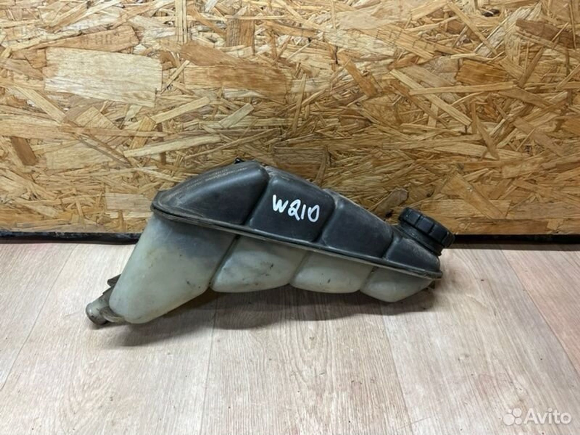 Бачок расширительный Mercedes E240 W210 M112911, 1200 рублей, Семиозерка