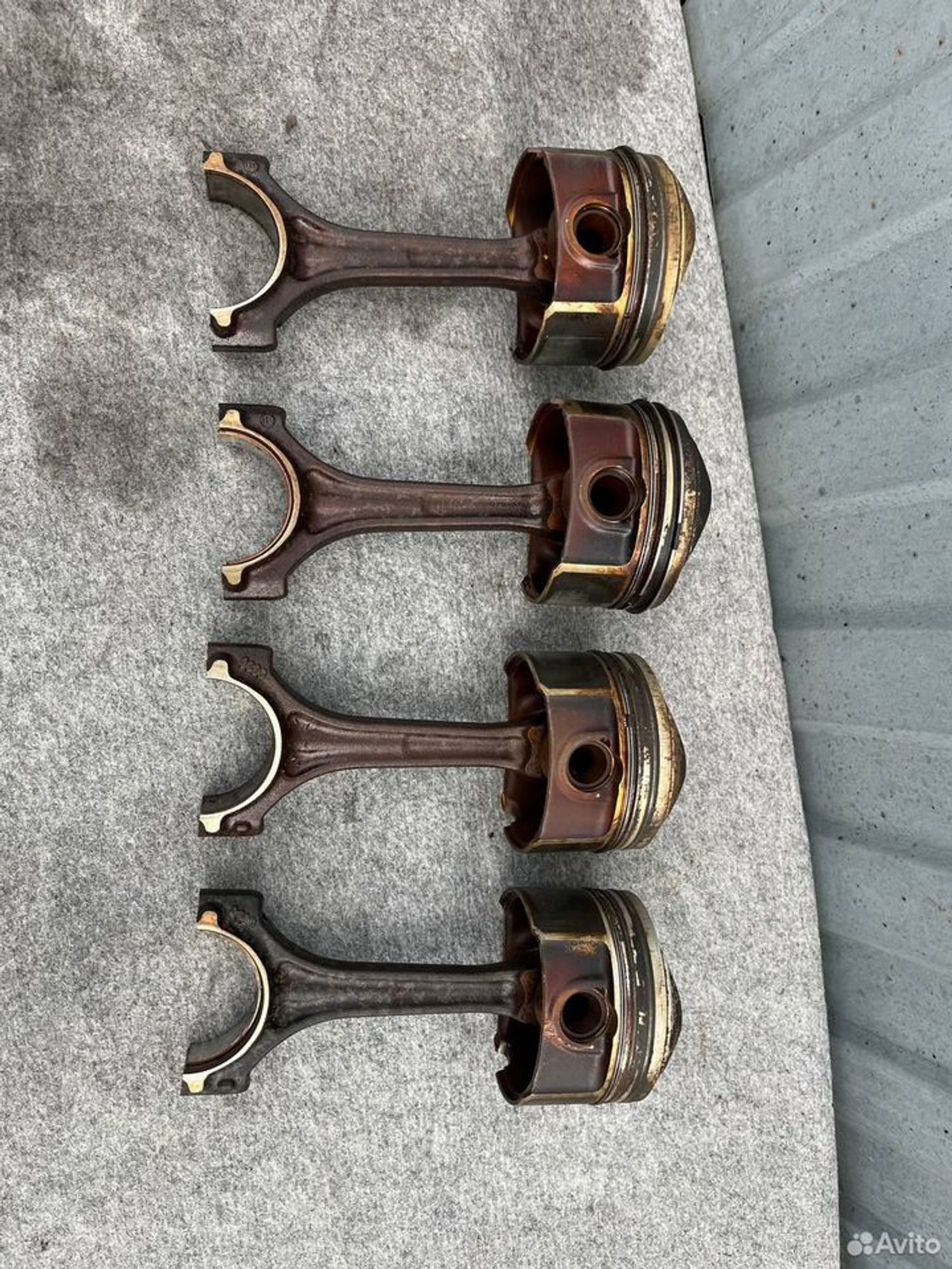 Поршень Audi a4 b7 2.0 tfsi bpg, 2000 рублей, Семиозерка