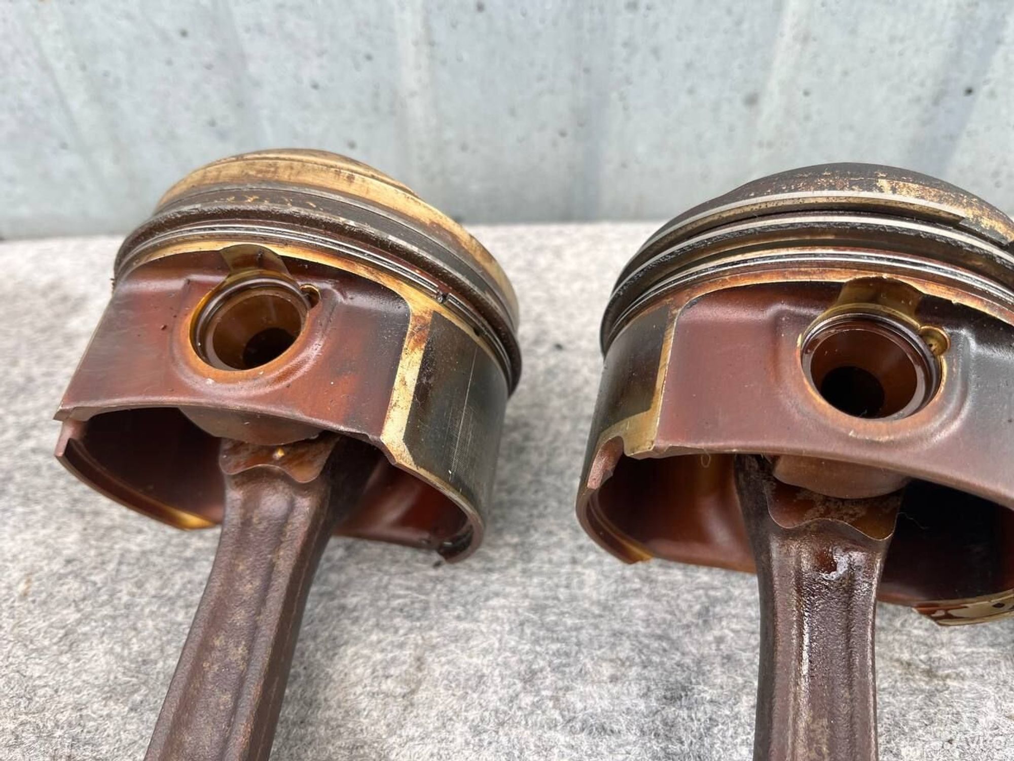 Поршень Audi a4 b7 2.0 tfsi bpg, 2000 рублей, Семиозерка