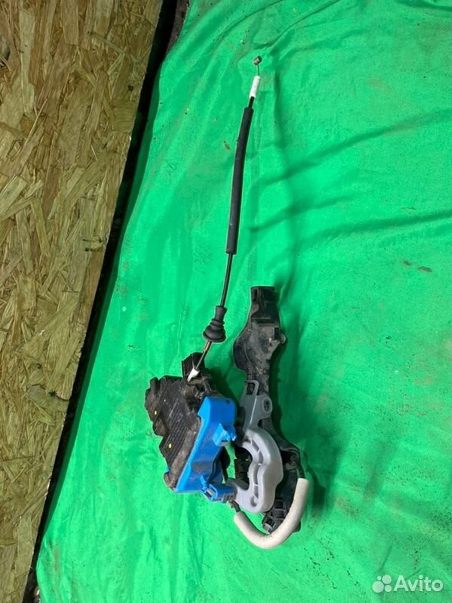 Замок боковой двери задний правый Kia Ceed JD G4FG, 2000 рублей, Семиозерка