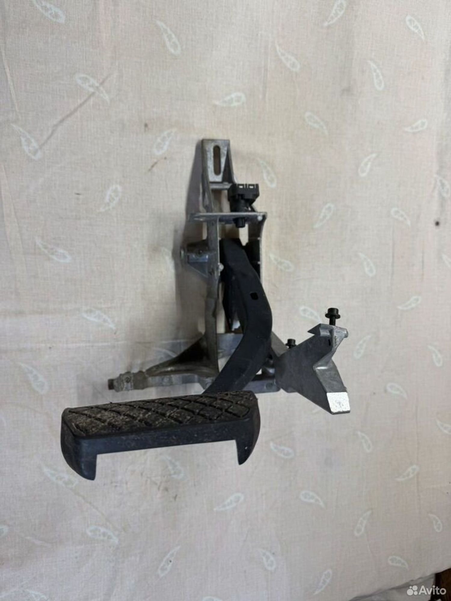 Педаль тормоза Audi A4 B7, 1500 рублей, Семиозерка