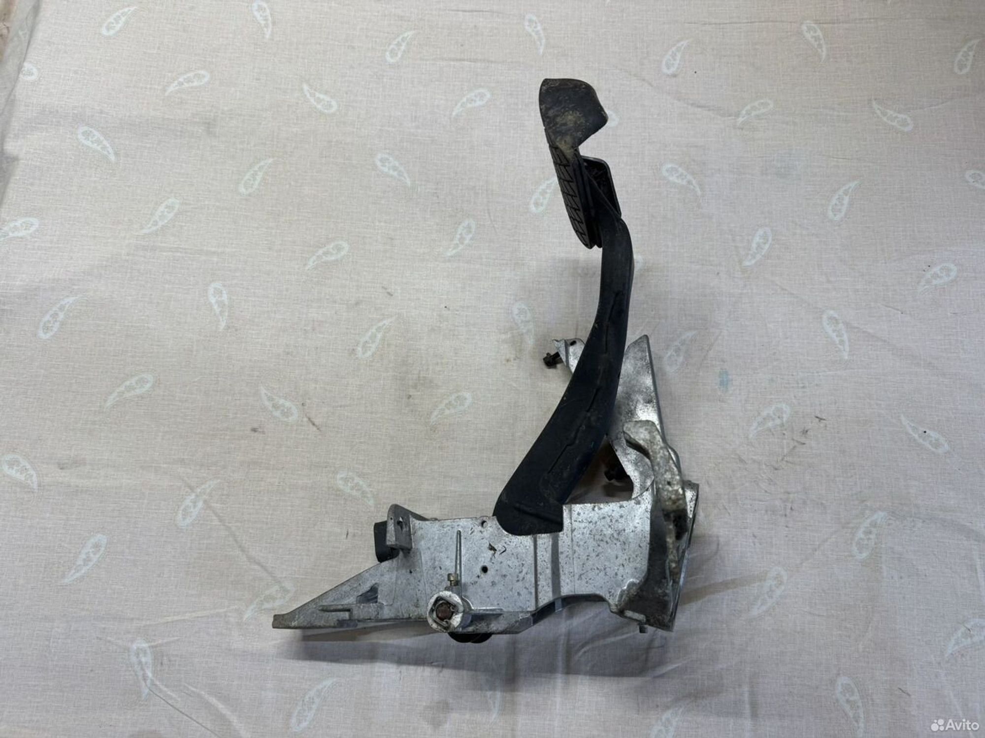 Педаль тормоза Audi A4 B7, 1500 рублей, Семиозерка