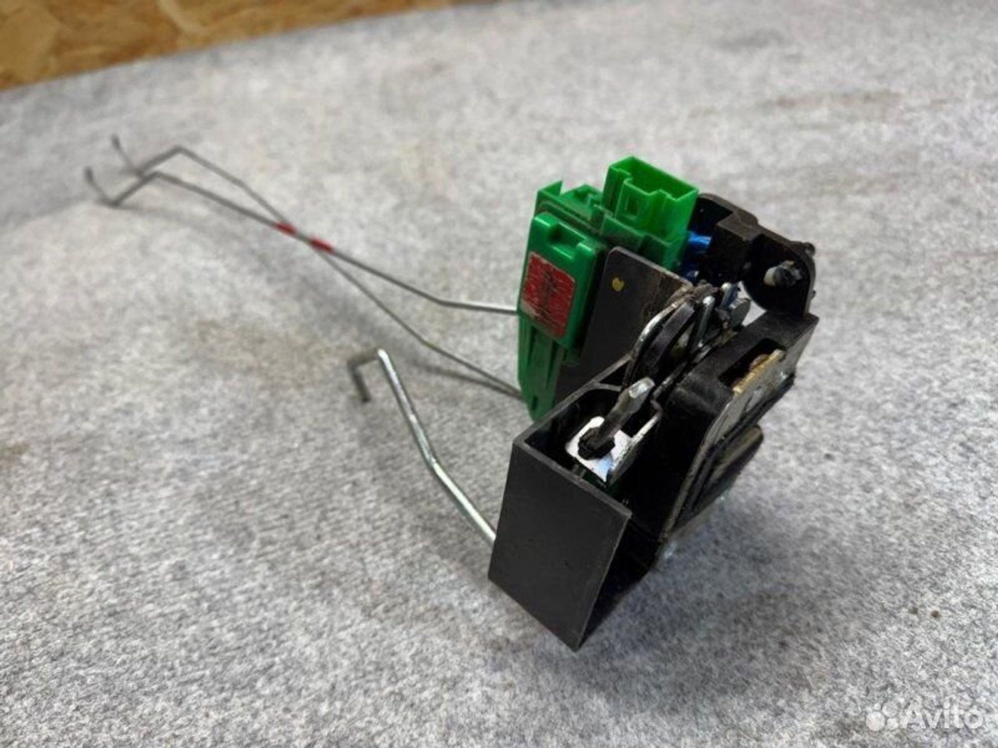 Замок боковой двери задний правый Hyundai Solaris, 1500 рублей, Семиозерка