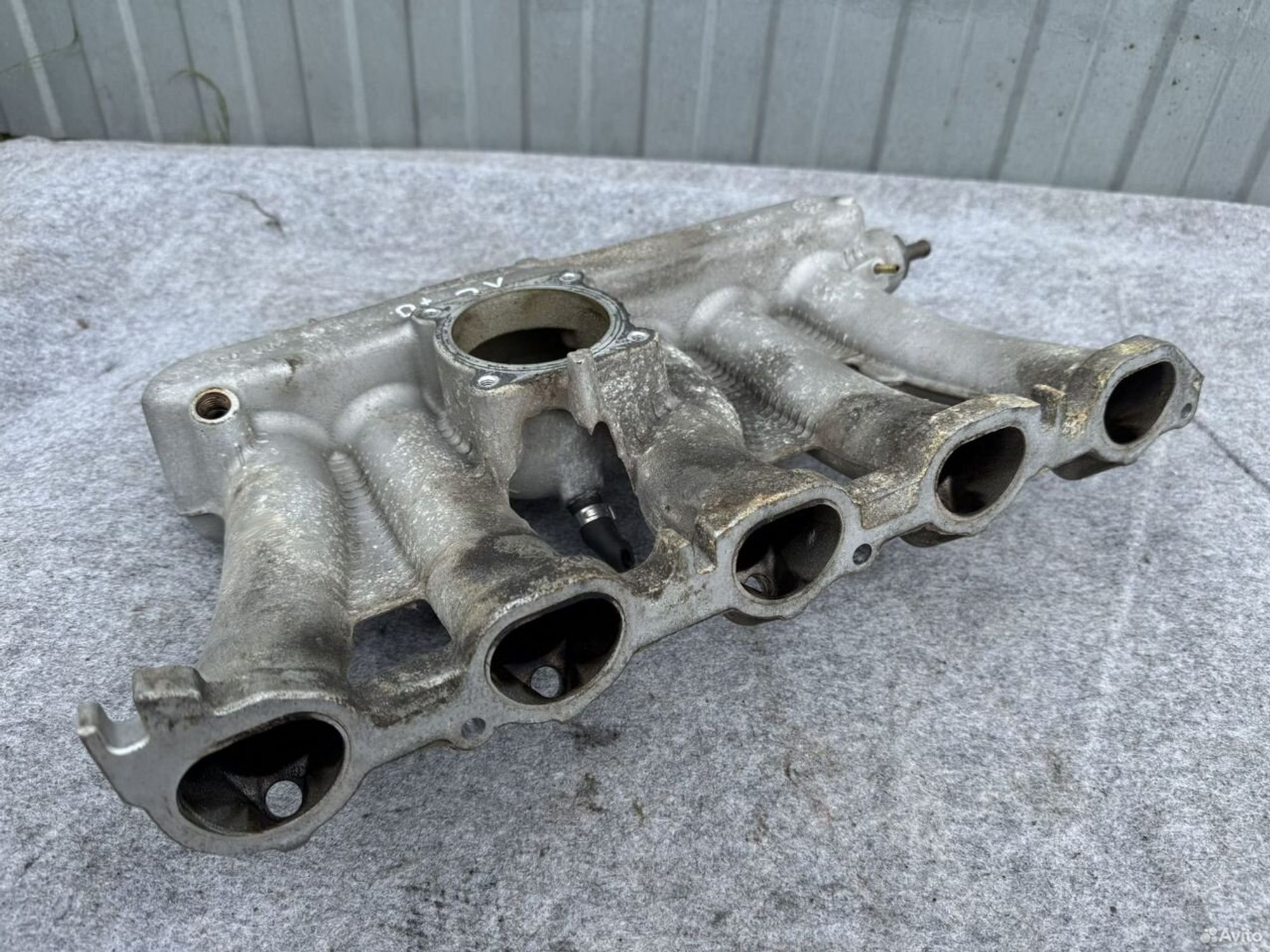 Впускной коллектор Volvo B5254T2, 2000 рублей, Семиозерка