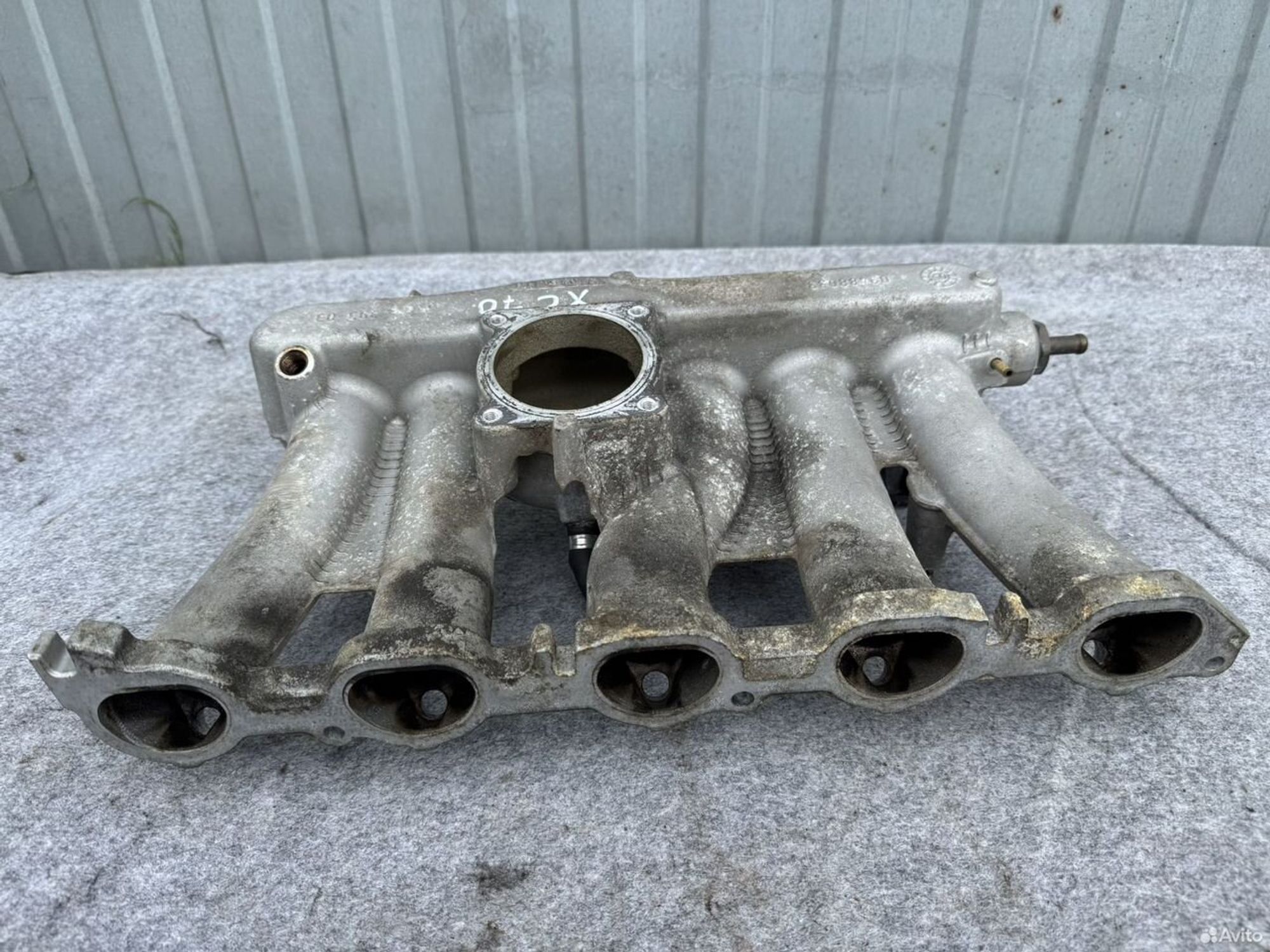 Впускной коллектор Volvo B5254T2, 2000 рублей, Семиозерка