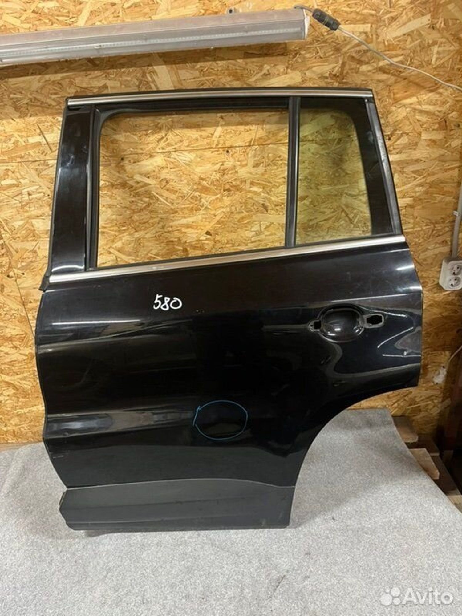 Дверь боковая задняя левая Volkswagen Tiguan SUV, 22000 рублей, Семиозерка