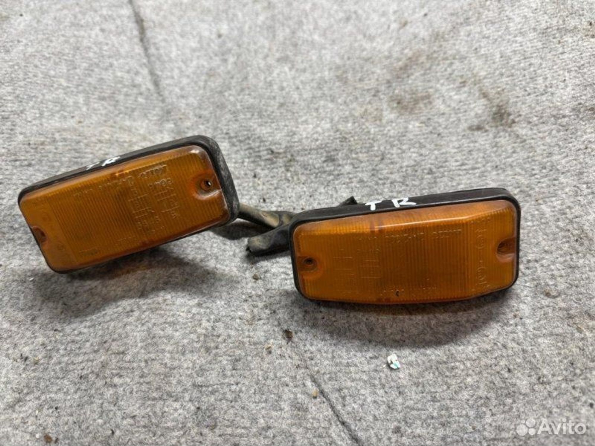 Повторитель поворота в крыло Isuzu Trooper 4JB1, 1000 рублей, Семиозерка