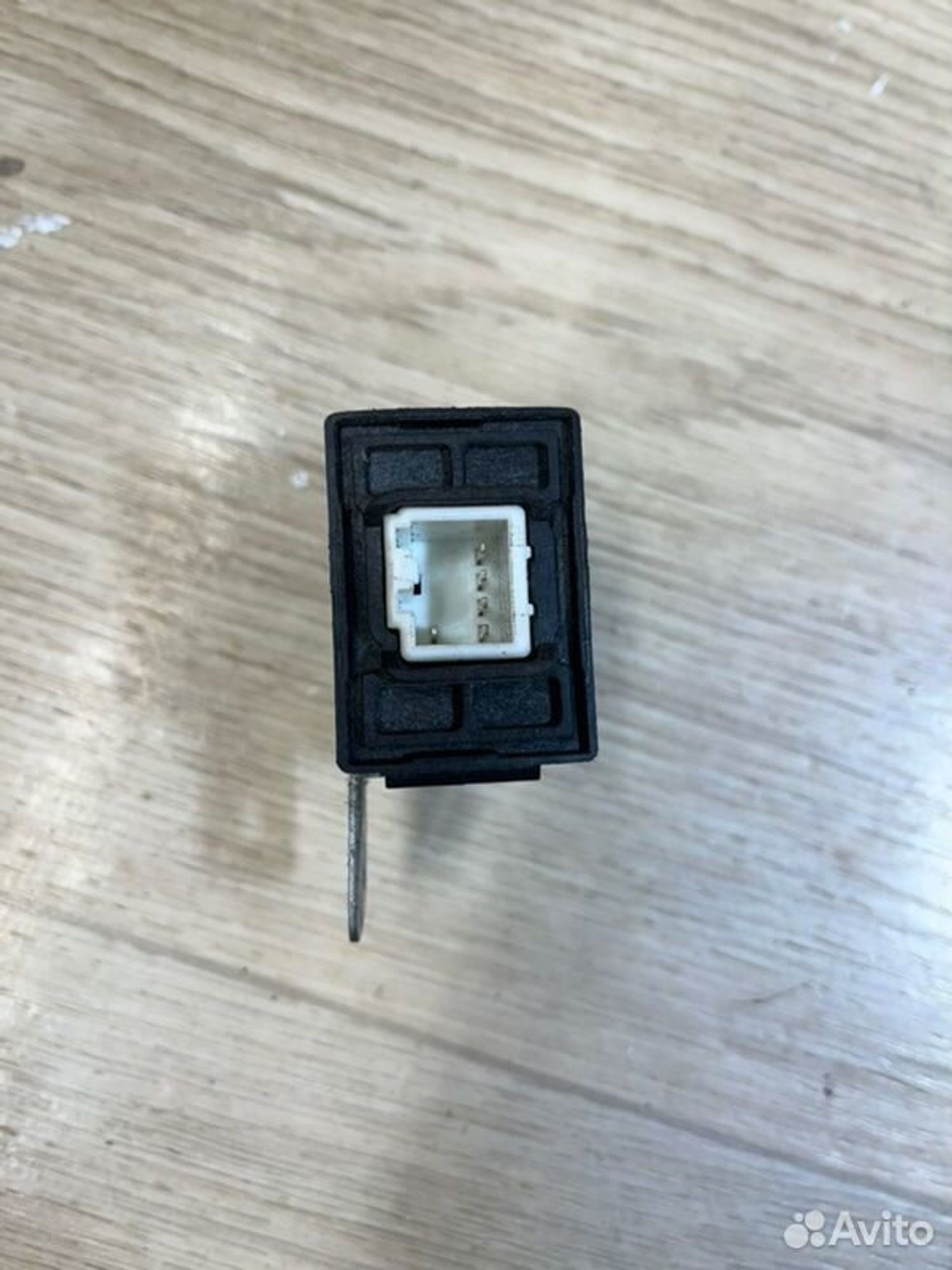 Блок иммобилайзера Kia Spectra SD S6D 2007, 600 рублей, Семиозерка