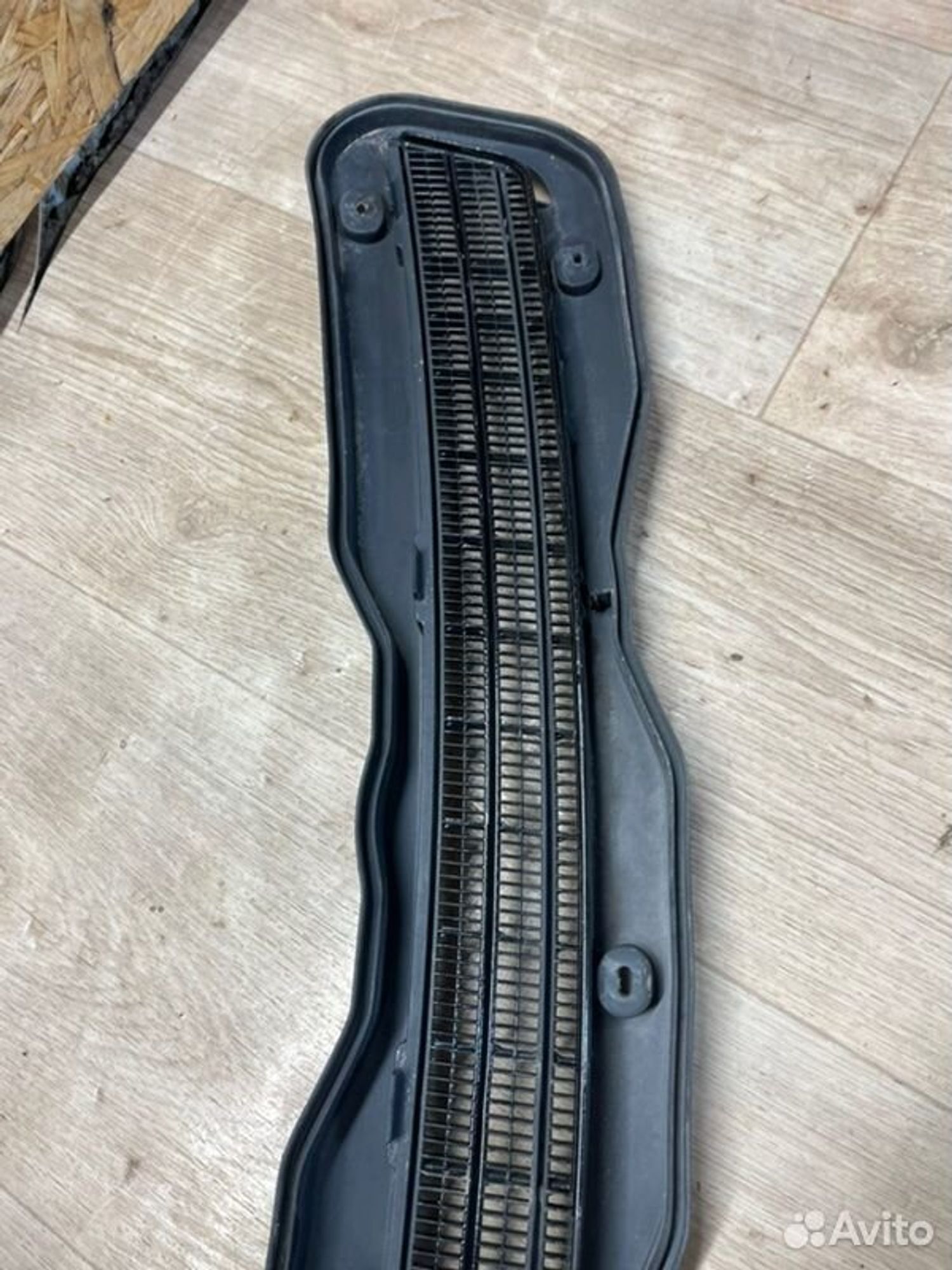 Решетка капота Mercedes E240 W210 M112911 1998, 1000 рублей, Семиозерка