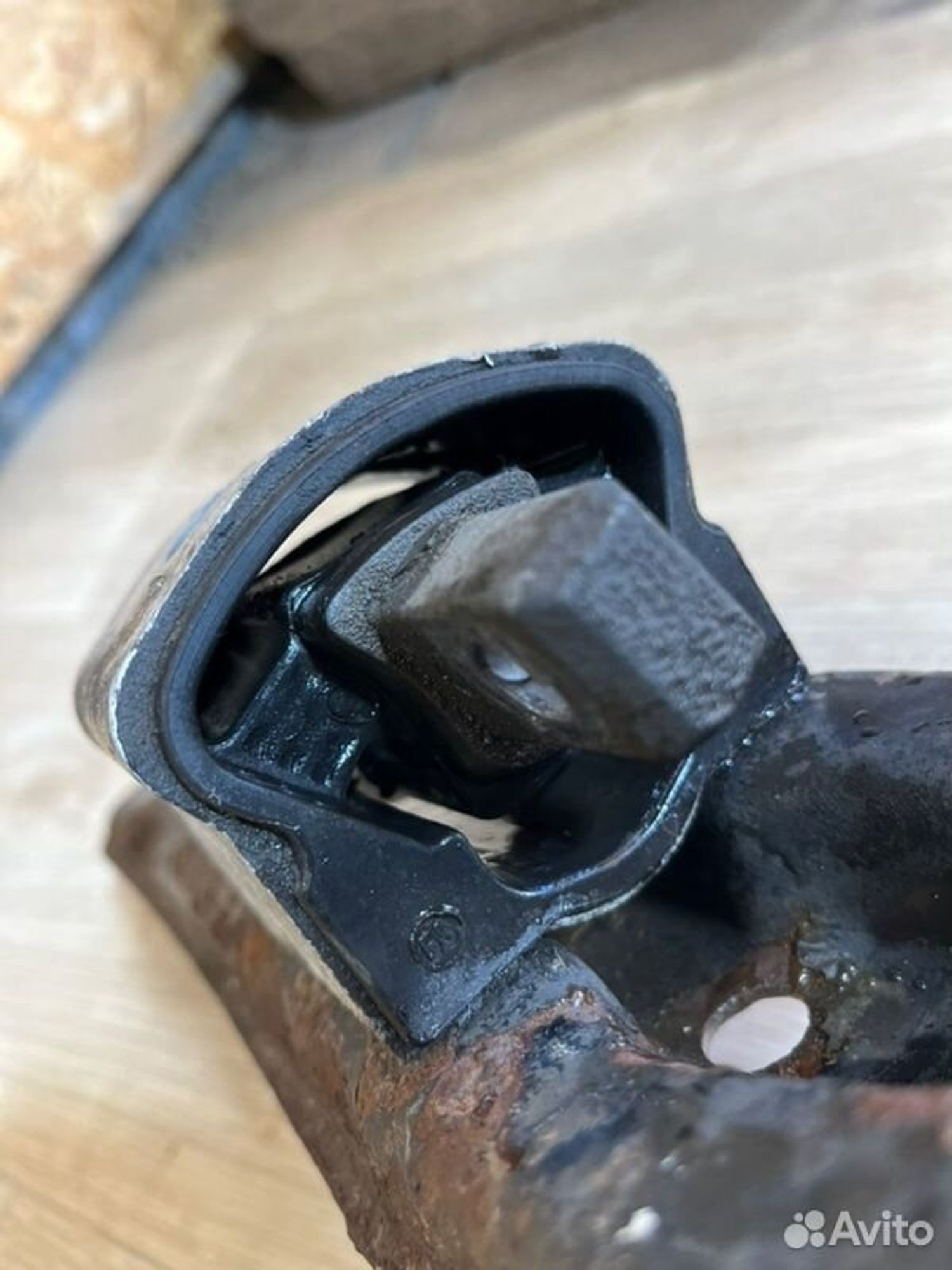 Подушка двигателя Mercedes E240 W210 M112911 1998, 1500 рублей, Семиозерка