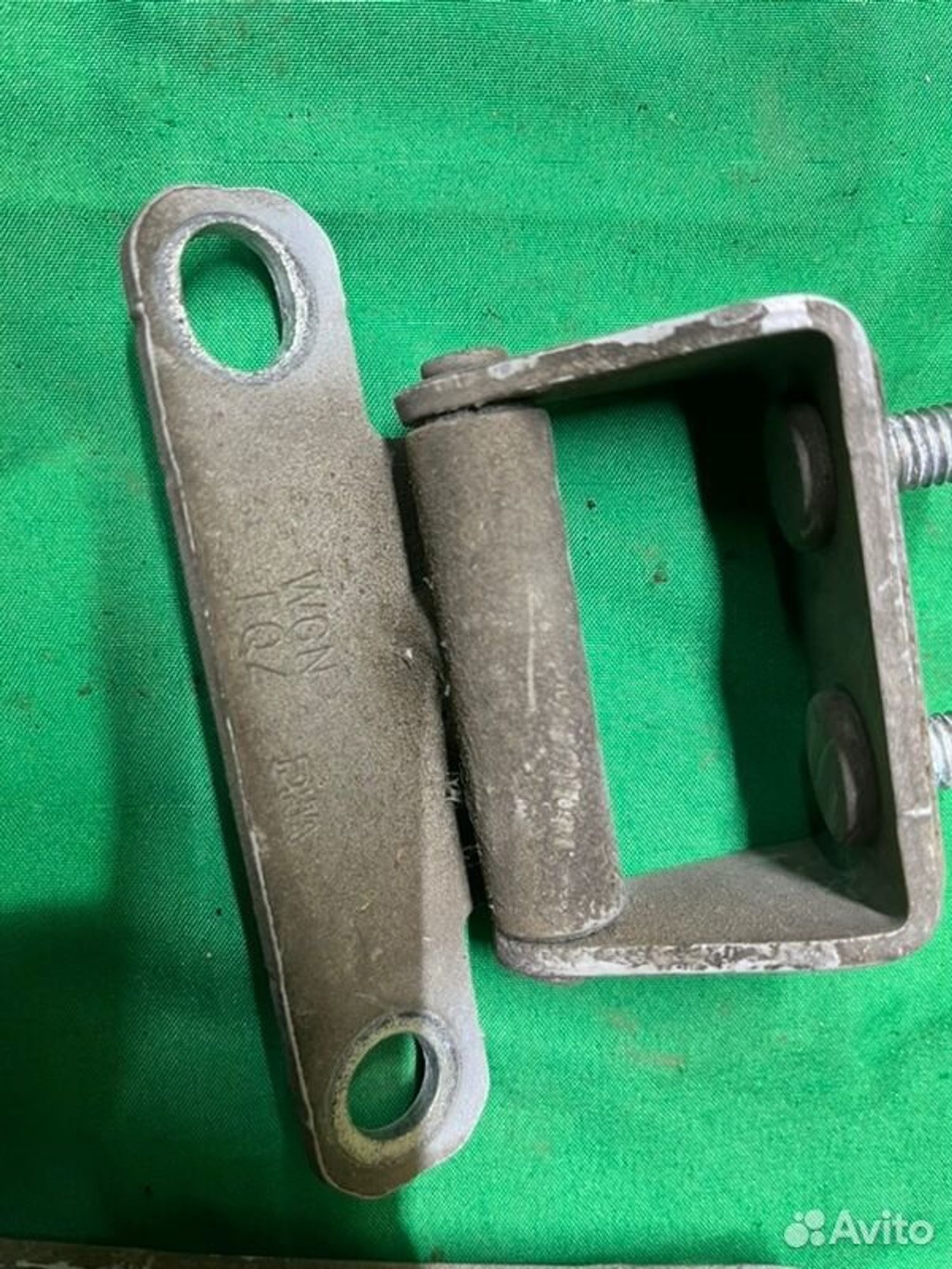 Петля крышки багажника Kia Ceed JD G4FG 2013, 1800 рублей, Семиозерка