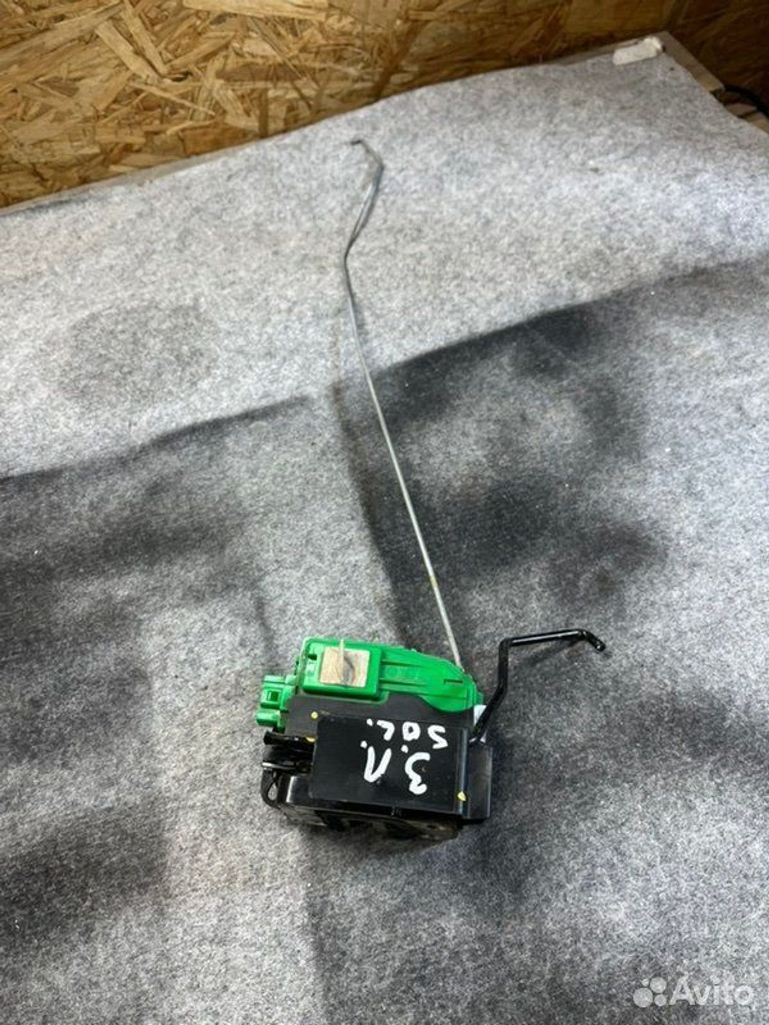 Замок боковой двери задний левый Hyundai Solaris, 700 рублей, Семиозерка