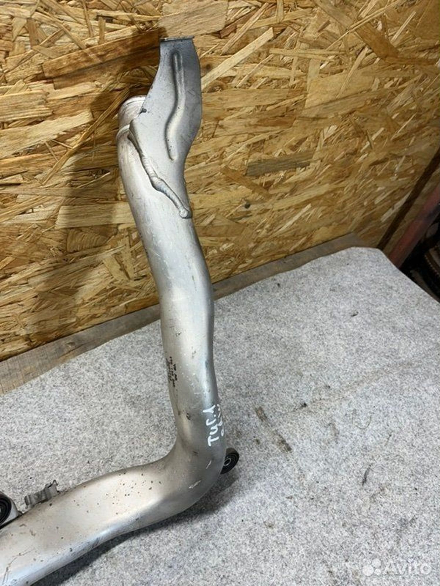 Патрубок интеркулера Volkswagen Tiguan SUV NF CAW, 2000 рублей, Семиозерка