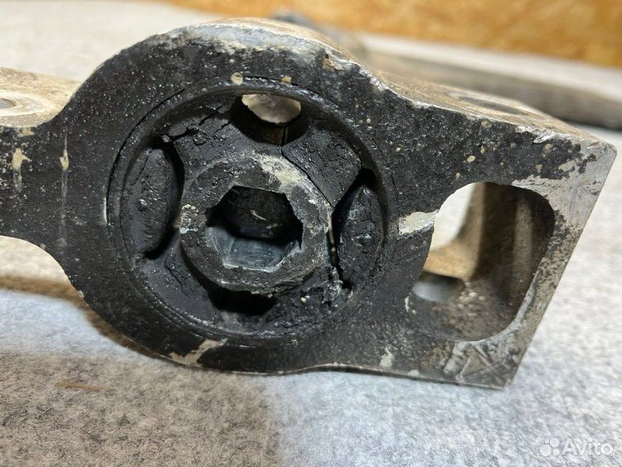 Рычаг подвески нижний передний Volkswagen Tiguan, 2500 рублей, Семиозерка