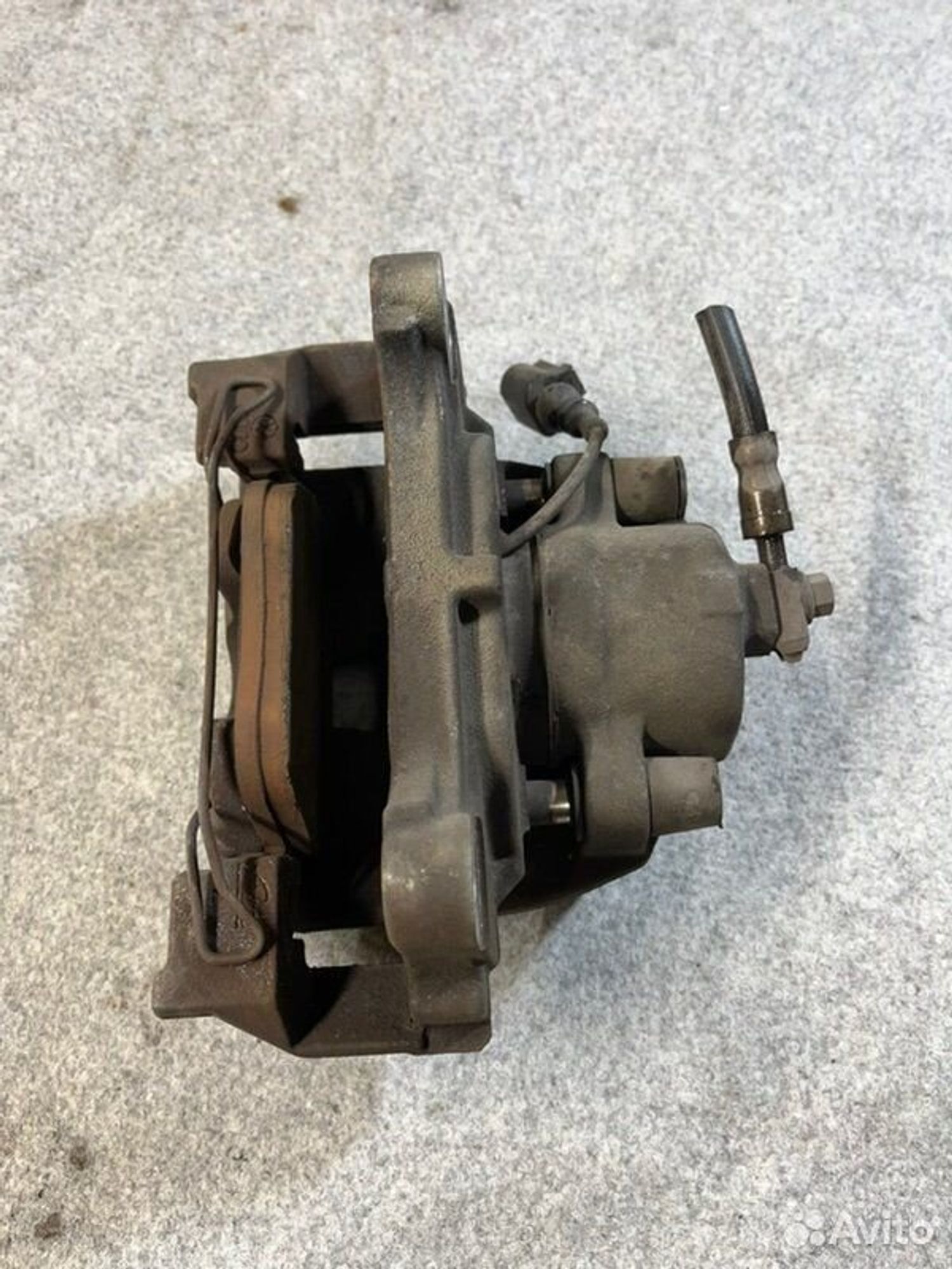 Суппорт тормозной передний правый Volkswagen, 3000 рублей, Семиозерка