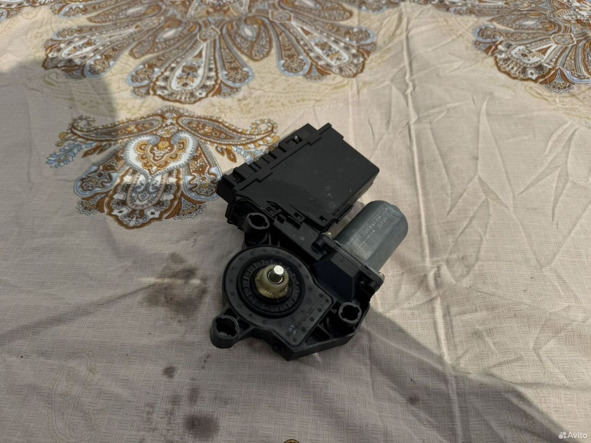 Моторчик стеклоподъемника задний правый Audi A4 S4, 1200 рублей, Семиозерка