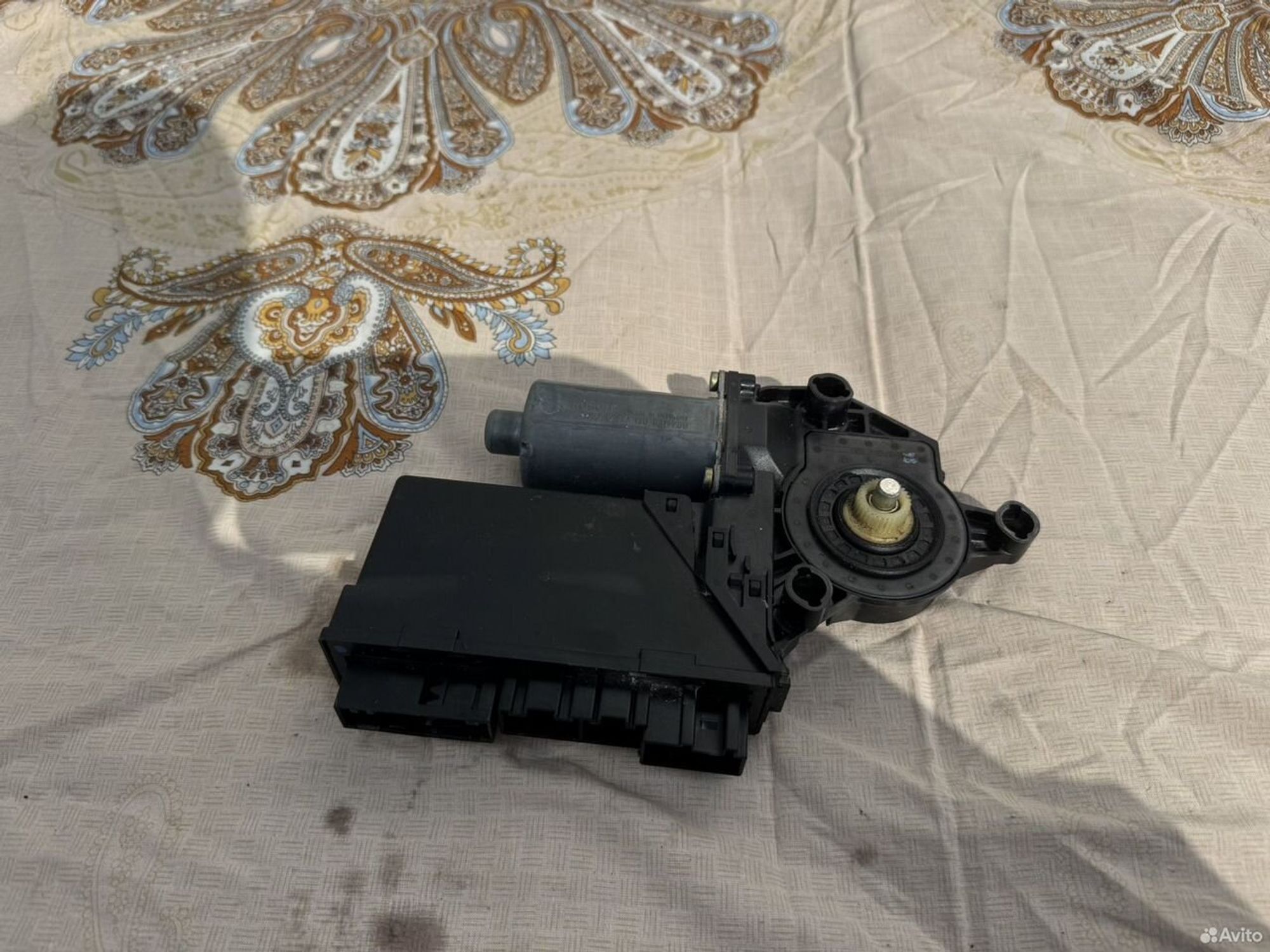 Моторчик стеклоподъемника задний правый Audi A4 S4, 1200 рублей, Семиозерка