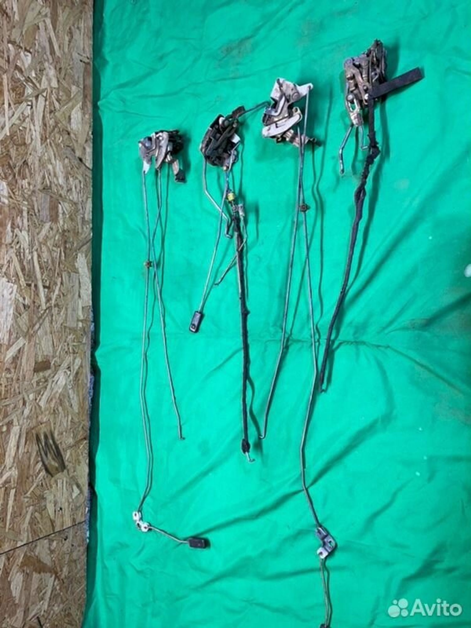 Замок боковой двери Mitsubishi Pajero 6G72 1993, 1000 рублей, Семиозерка