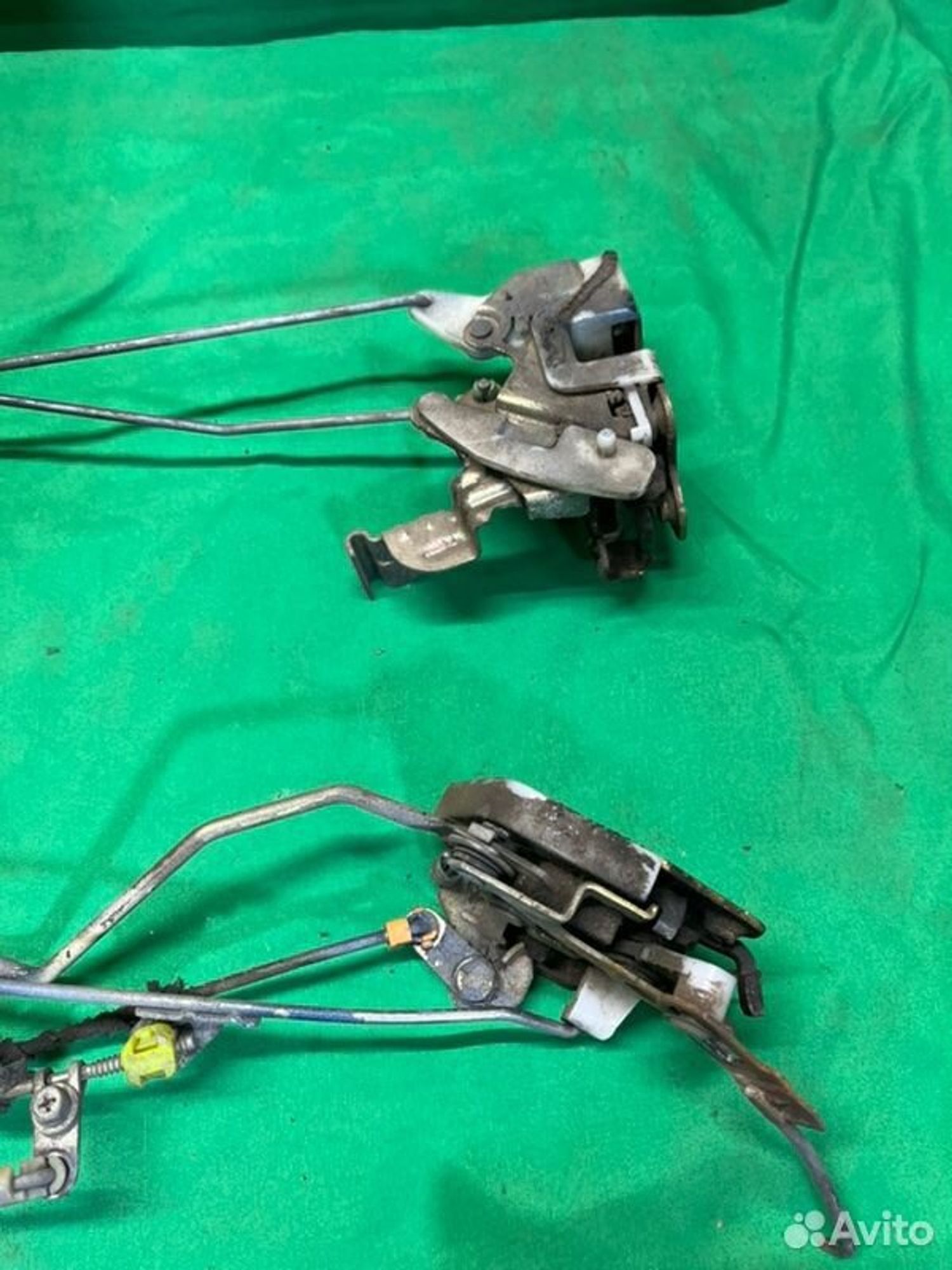 Замок боковой двери Mitsubishi Pajero 6G72 1993, 1000 рублей, Семиозерка