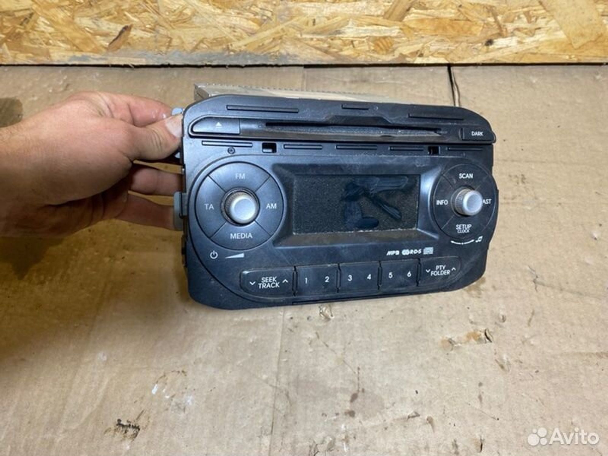 Магнитола Kia Picanto 2 G4LA 2013, 2500 рублей, Семиозерка