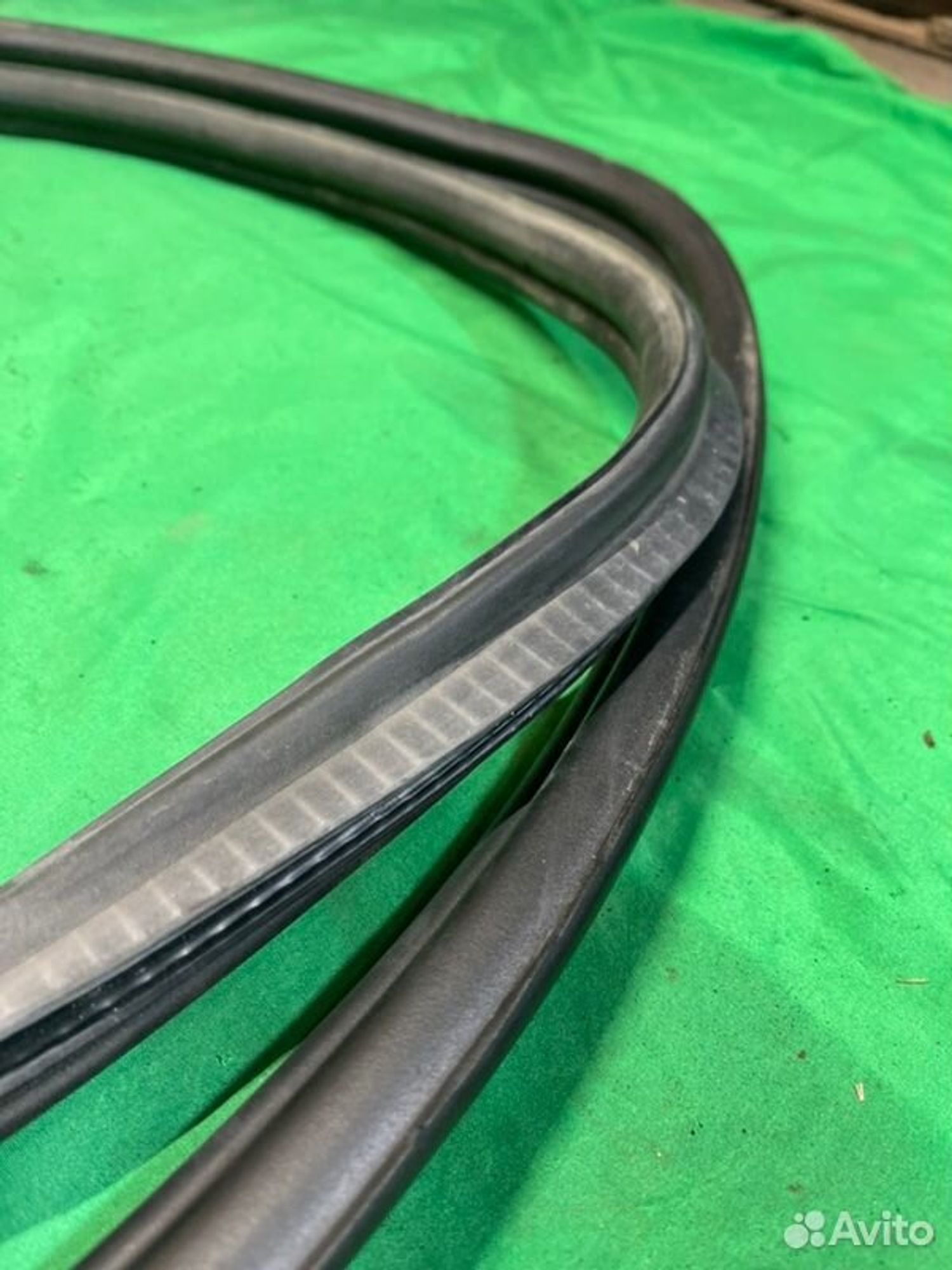 Уплотнительная резинка двери багажника Bmw X5 E53, 1500 рублей, Семиозерка