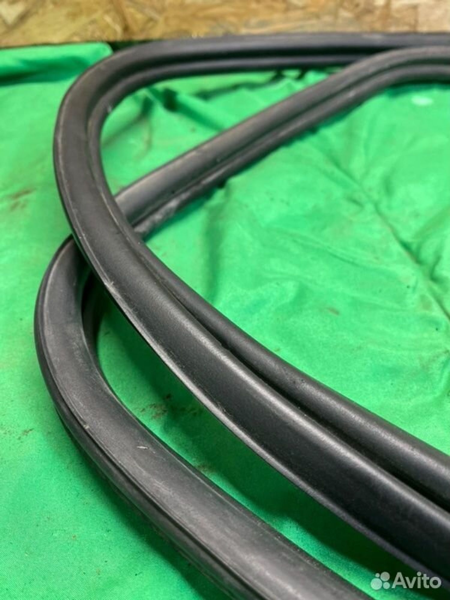 Уплотнительная резинка двери багажника Bmw X5 E53, 1500 рублей, Семиозерка