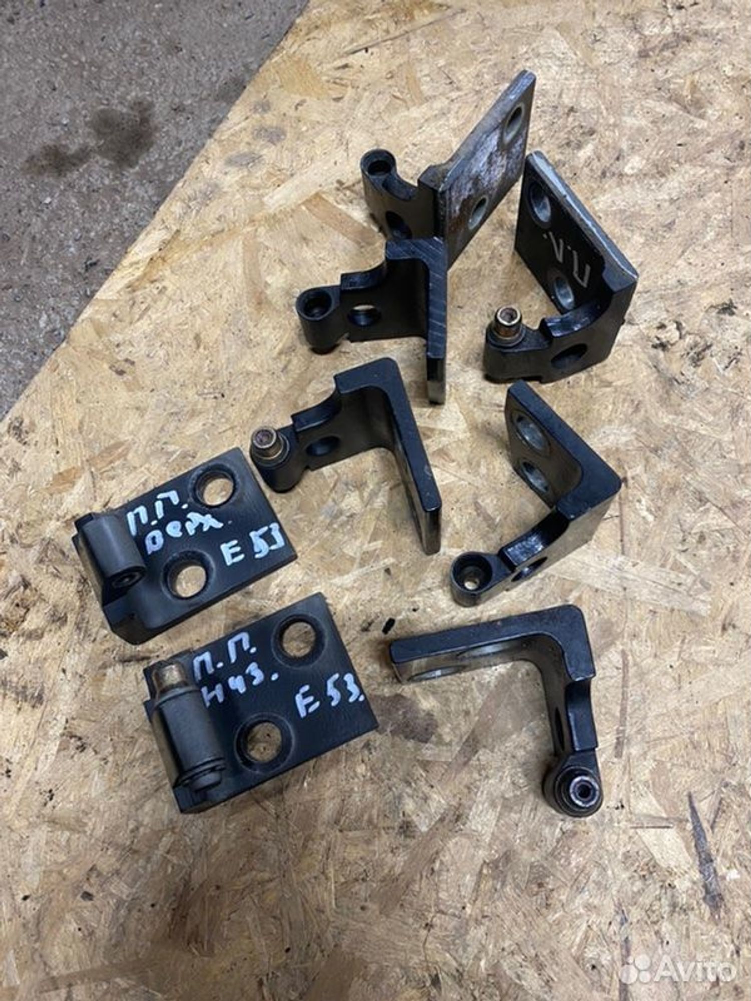 Петля двери Bmw X5 E53 M57D30 2003, 1500 рублей, Семиозерка