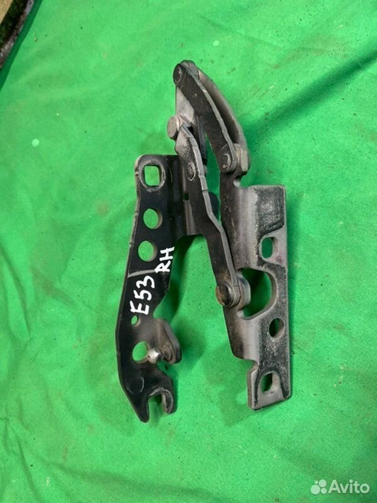 Петля капота правая Bmw X5 E53 M54B30 2002, 1500 рублей, Семиозерка