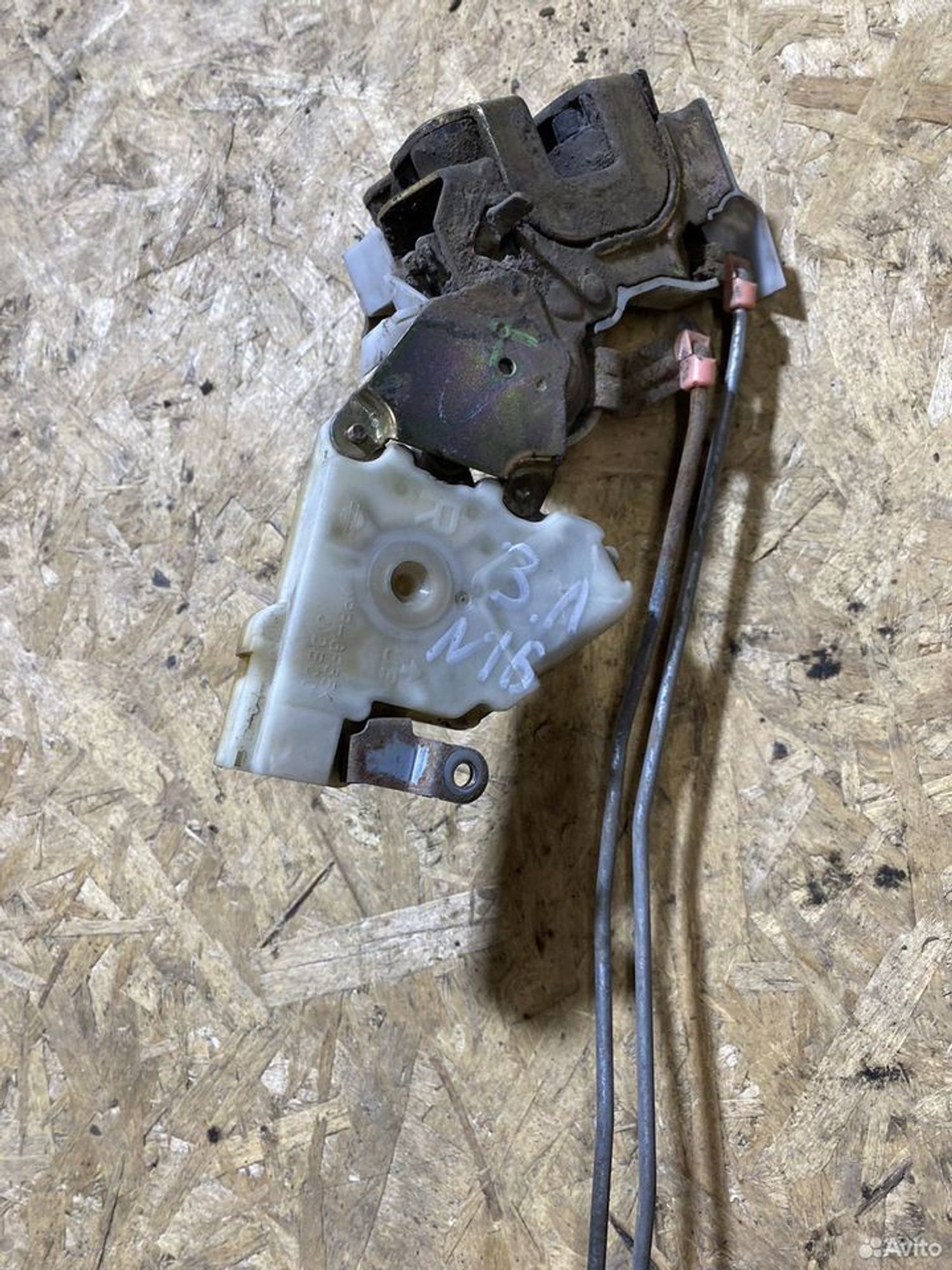 Замок двери задний левый nissan almera n16, 1000 рублей, Семиозерка