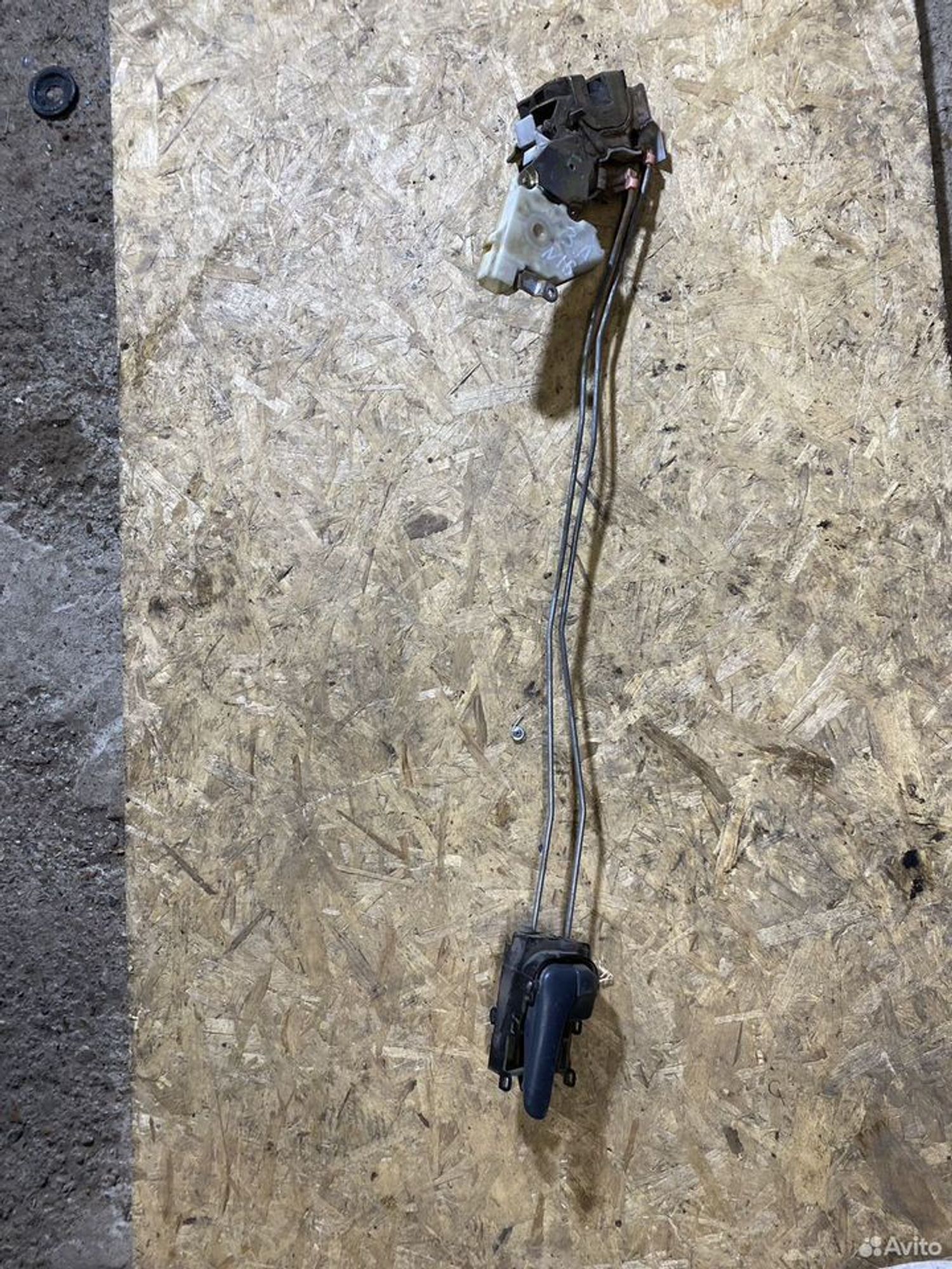 Замок двери задний левый nissan almera n16, 1000 рублей, Семиозерка