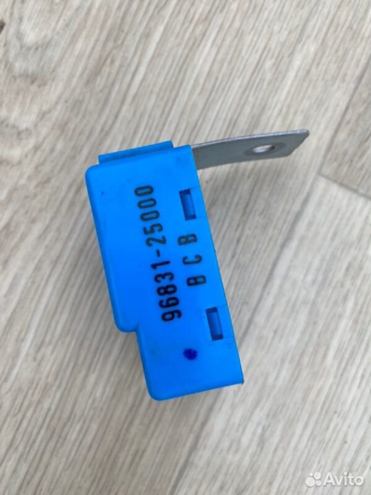 Реле звукового сигнала Hyundai Accent G4EB 2006, 700 рублей, Семиозерка