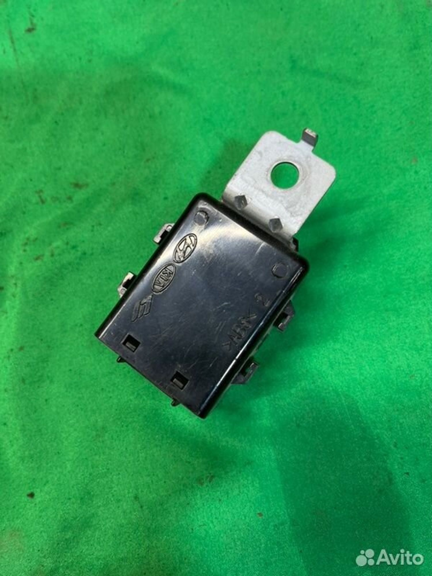 Блок иммобилайзера Kia Ceed JD G4FG 2013, 1000 рублей, Семиозерка