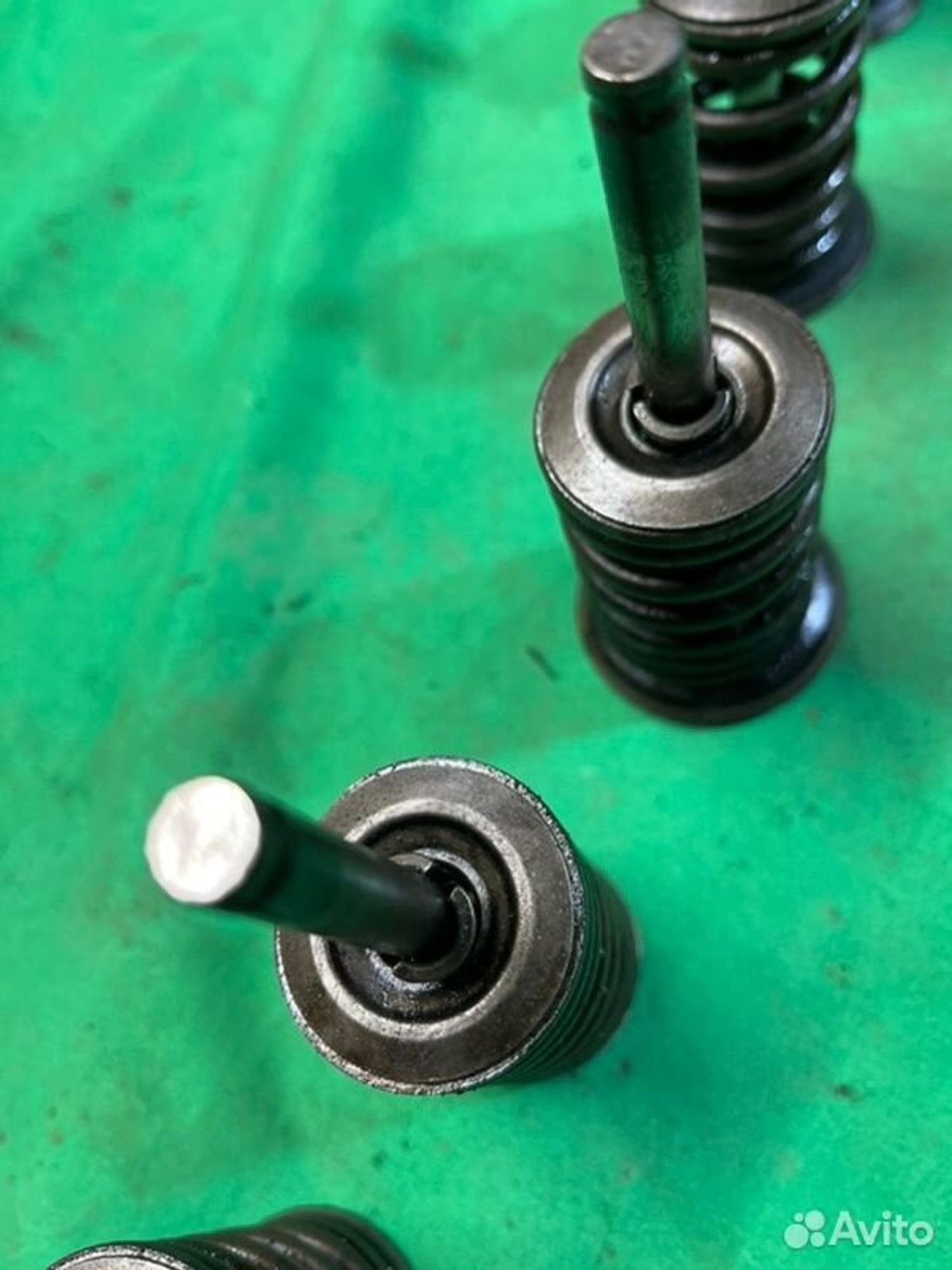 Клапан выпускной Mitsubishi Pajero 6G72 1993, 1200 рублей, Семиозерка