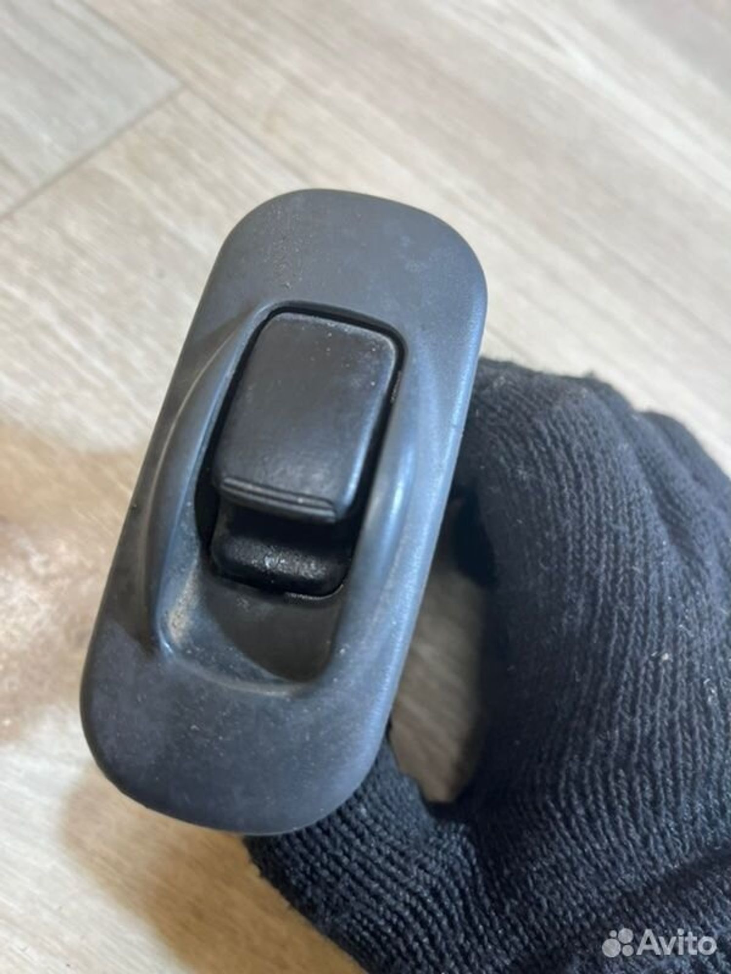 Кнопка стеклоподъемника Mitsubishi Galant E54A, 900 рублей, Семиозерка