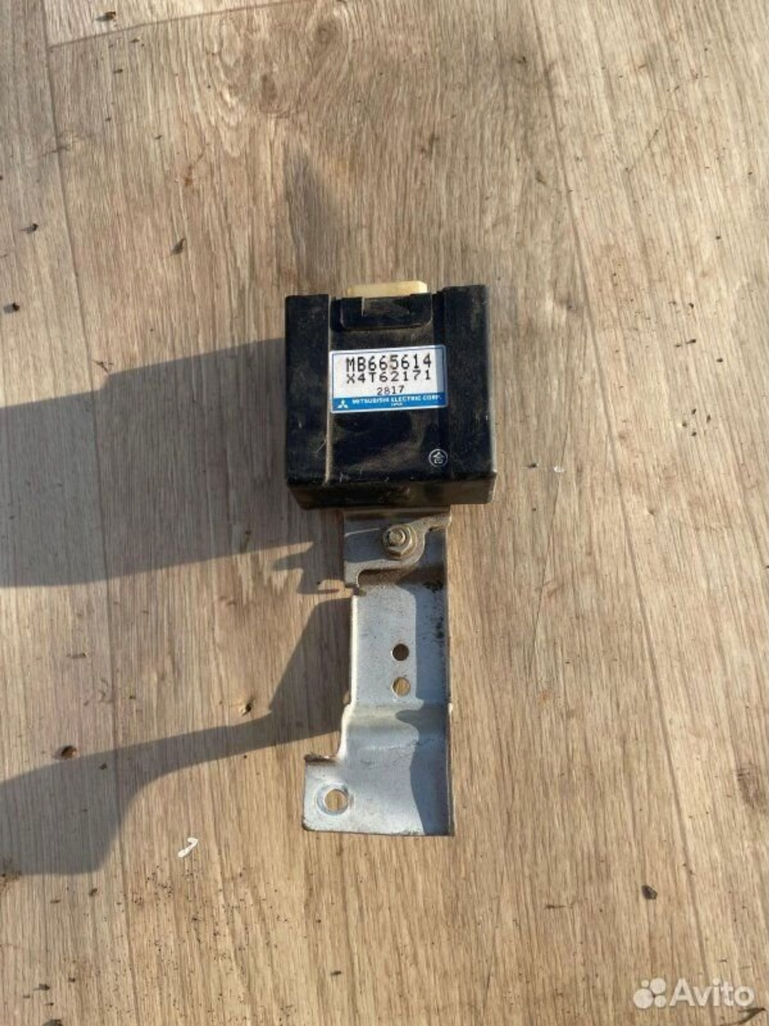 Блок управления подвеской Mitsubishi Pajero 6G72, 800 рублей, Семиозерка