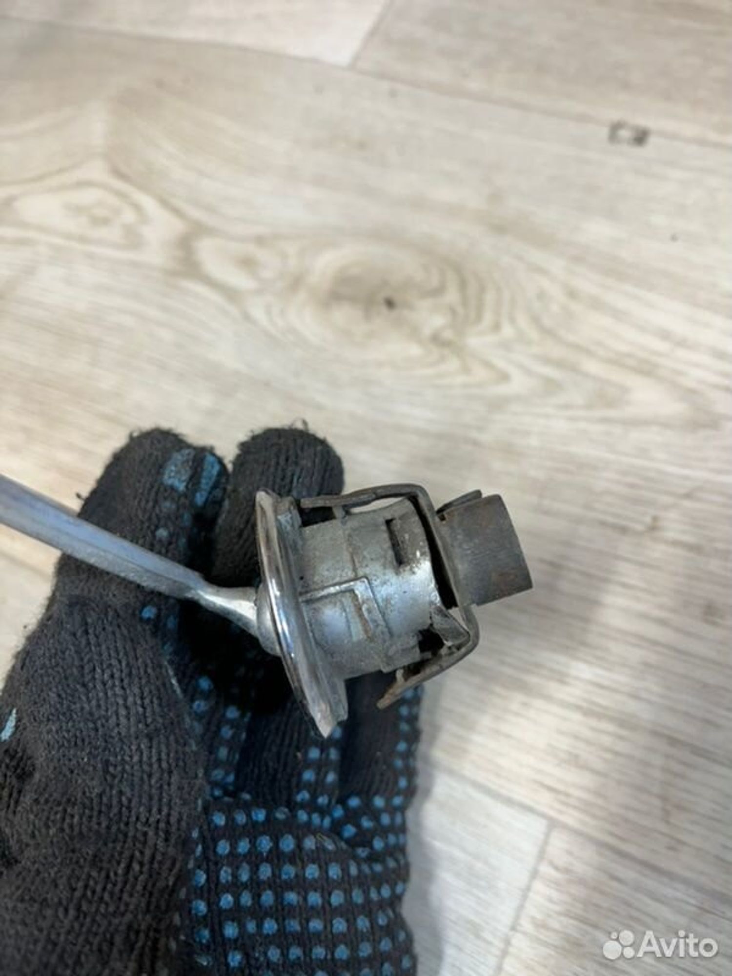 Эмблема Mercedes E240 W210 M112911 1998, 1000 рублей, Семиозерка