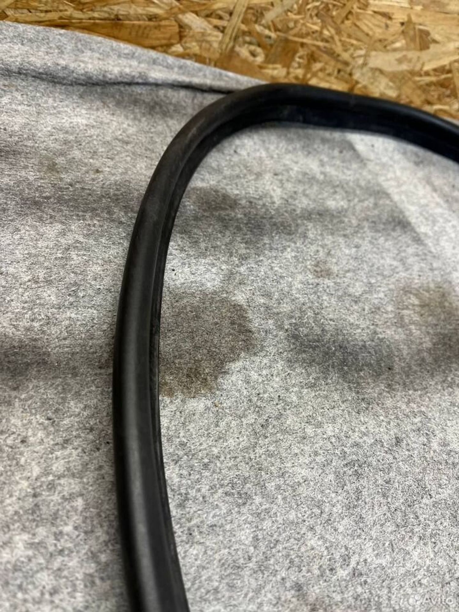 Уплотнительная резинка под капотом BMW E53, 1200 рублей, Семиозерка