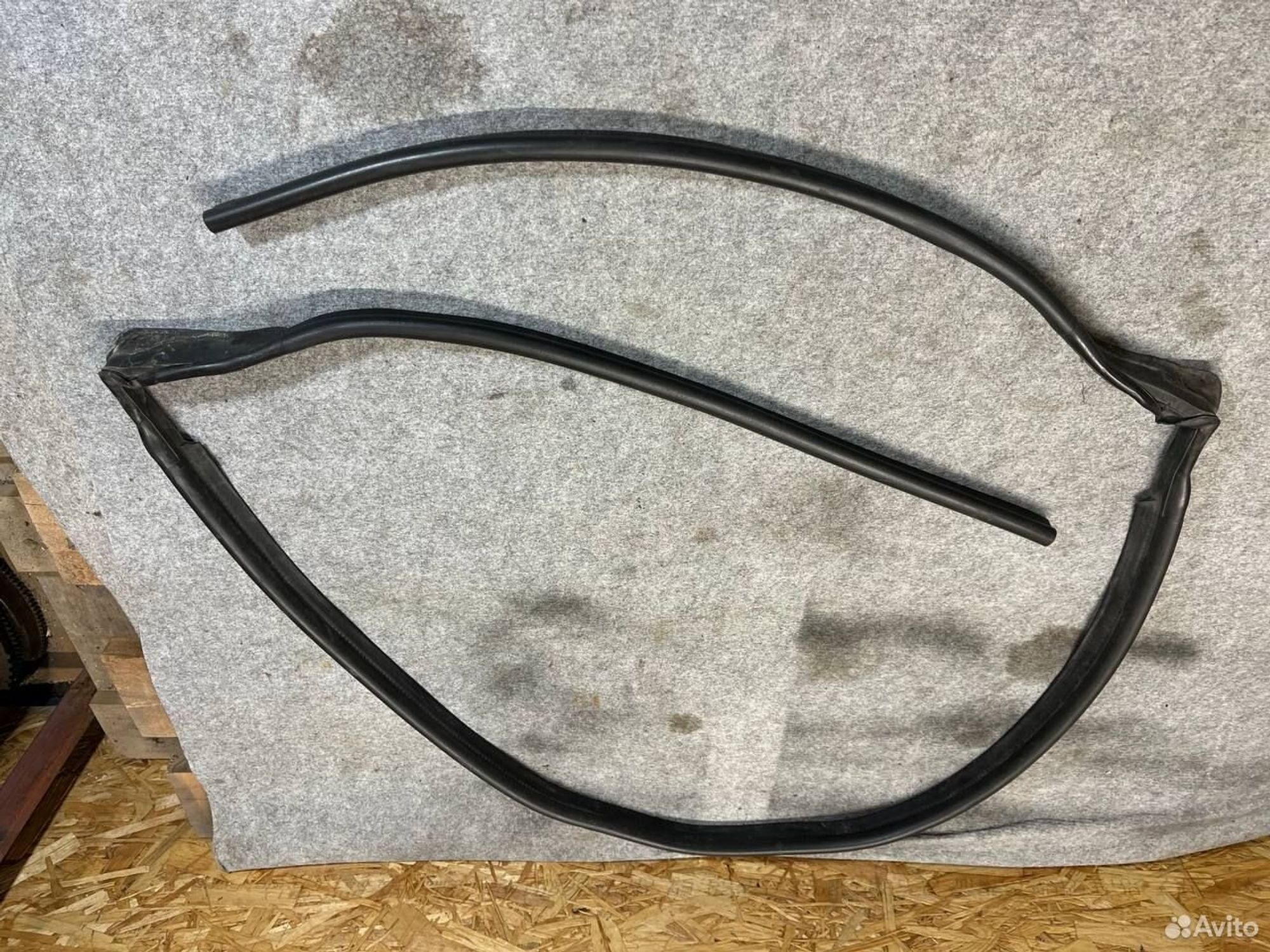 Уплотнительная резинка под капотом BMW E53, 1200 рублей, Семиозерка
