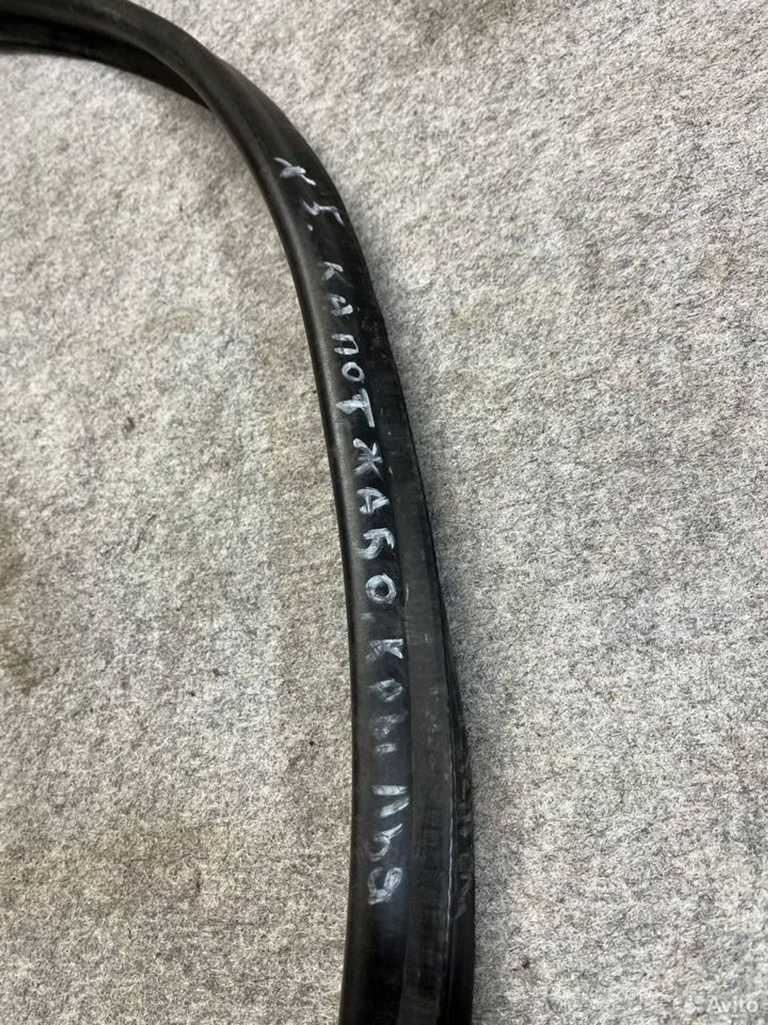 Уплотнительная резинка под капотом BMW E53, 1200 рублей, Семиозерка