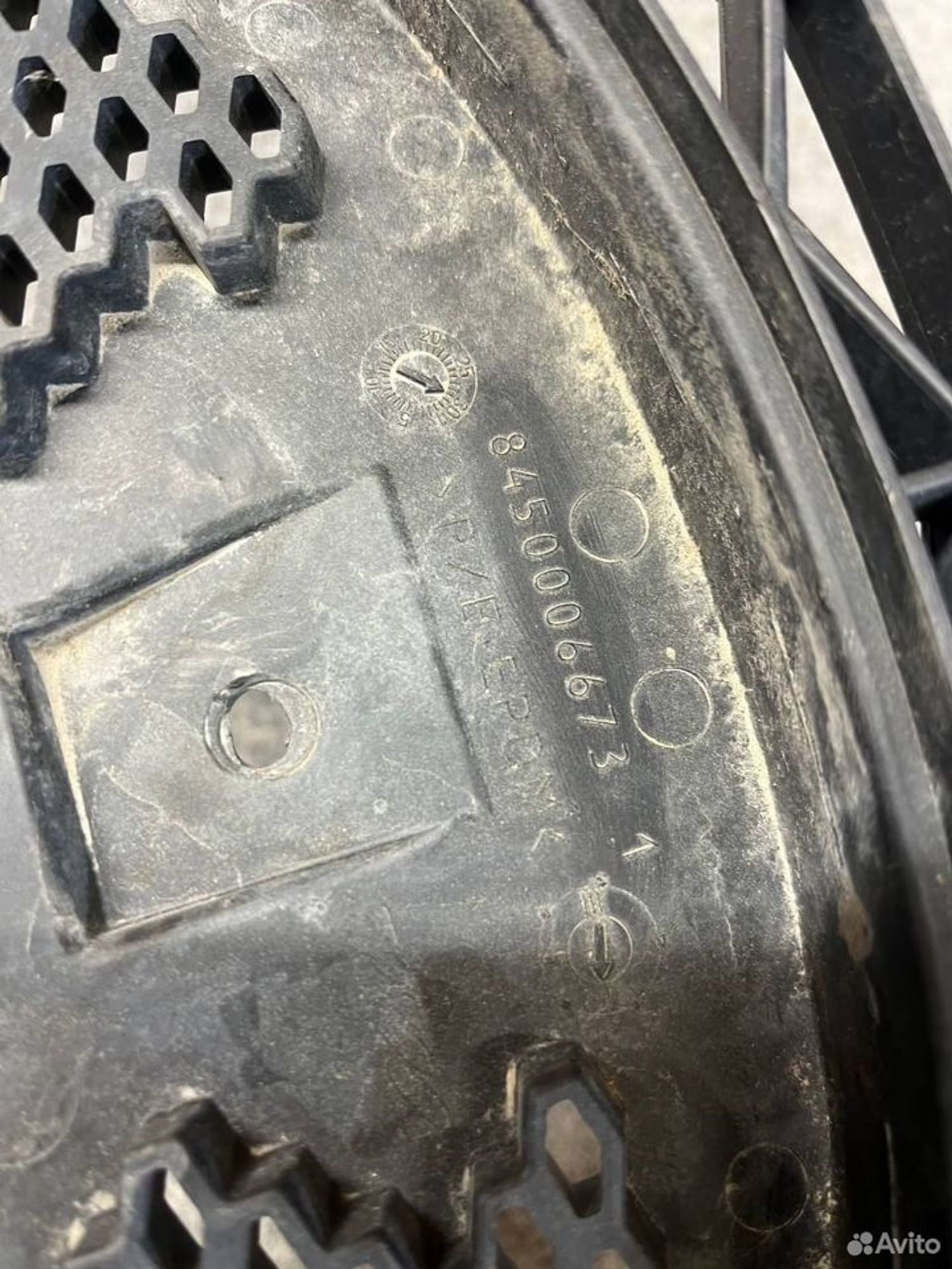 Решетка радиатора LADA vesta, 1000 рублей, Семиозерка