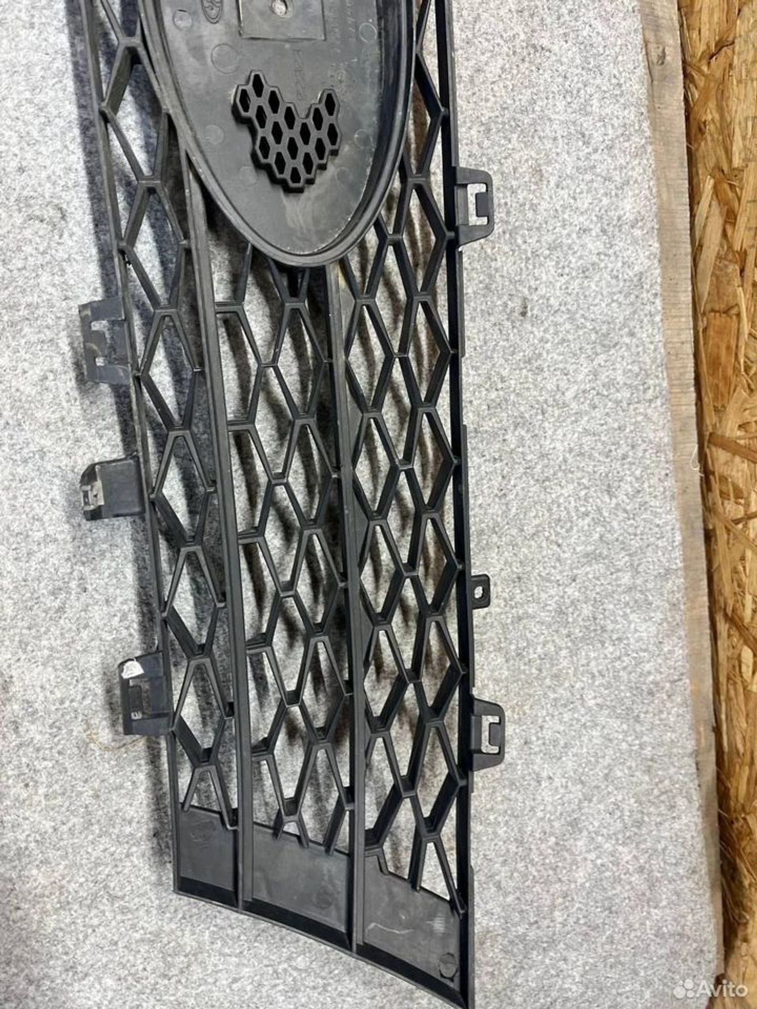 Решетка радиатора LADA vesta, 1000 рублей, Семиозерка