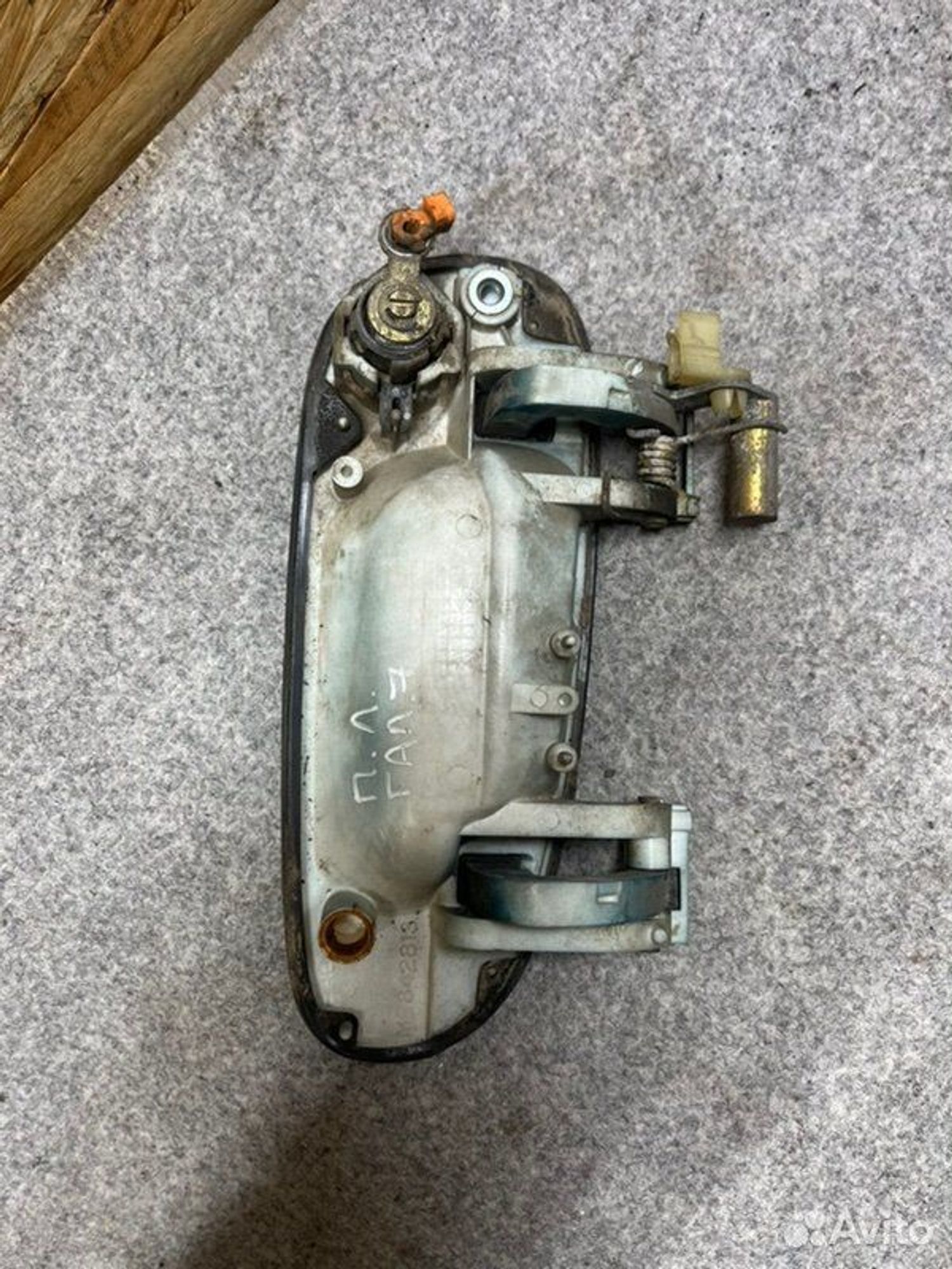 Ручка двери внешняя передняя левая Mitsubishi, 1000 рублей, Семиозерка