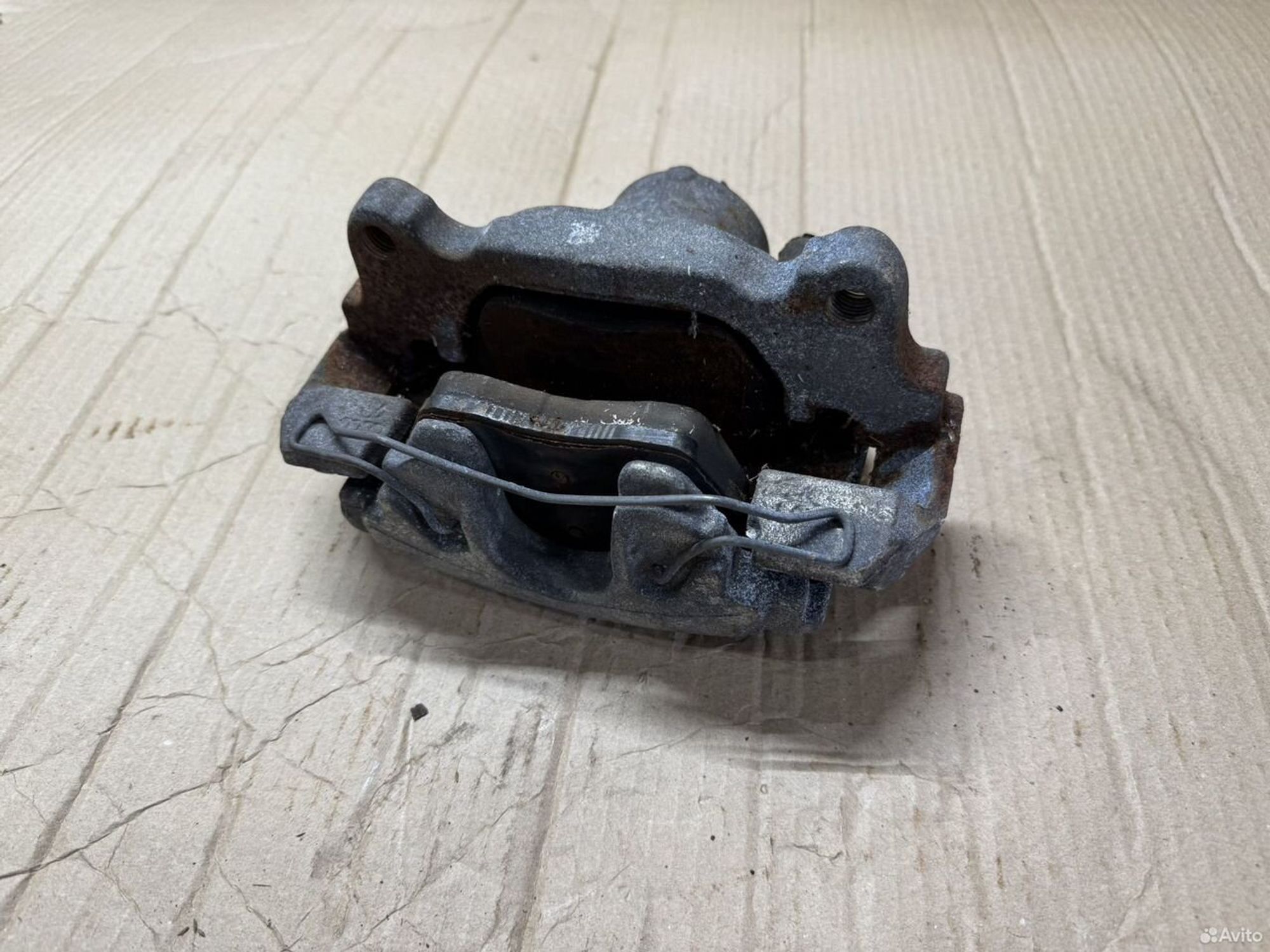 Суппорт передний правый Volkswagen Jetta 6, 2800 рублей, Семиозерка