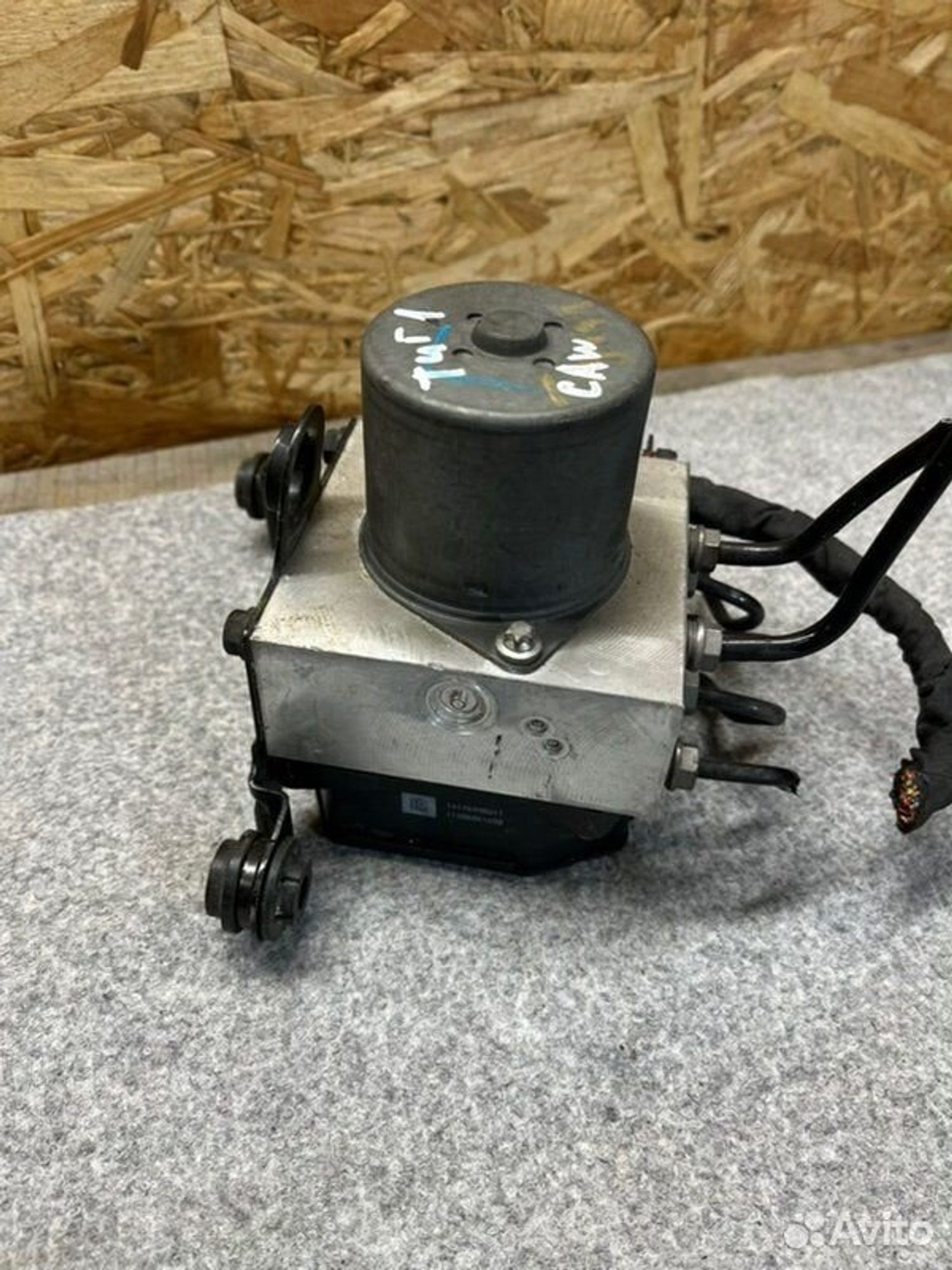 Блок ABS Volkswagen Tiguan SUV NF CAW 2011, 4500 рублей, Семиозерка