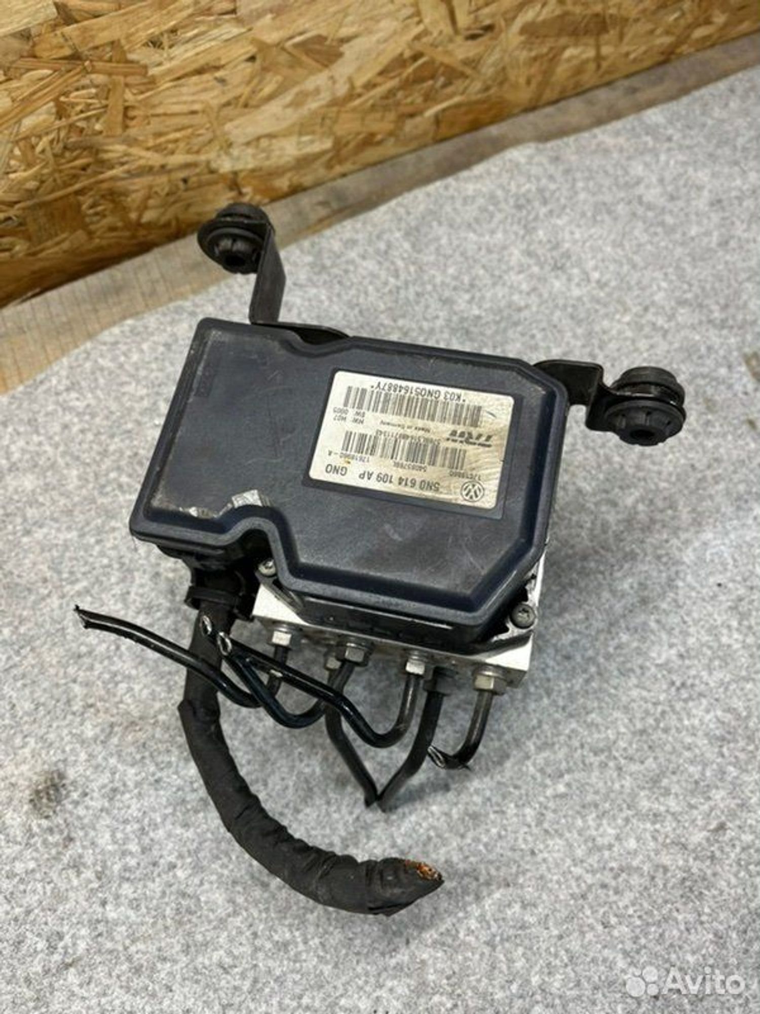 Блок ABS Volkswagen Tiguan SUV NF CAW 2011, 4500 рублей, Семиозерка