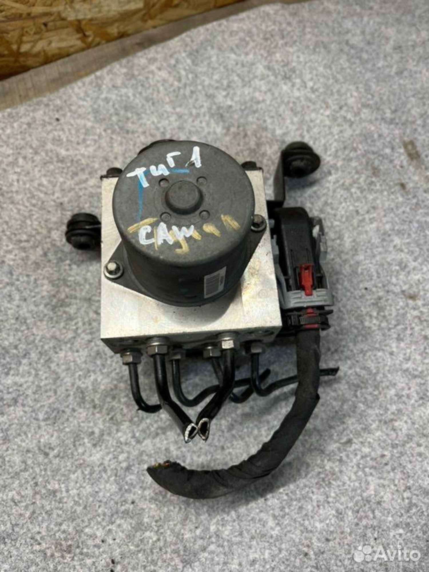 Блок ABS Volkswagen Tiguan SUV NF CAW 2011, 4500 рублей, Семиозерка