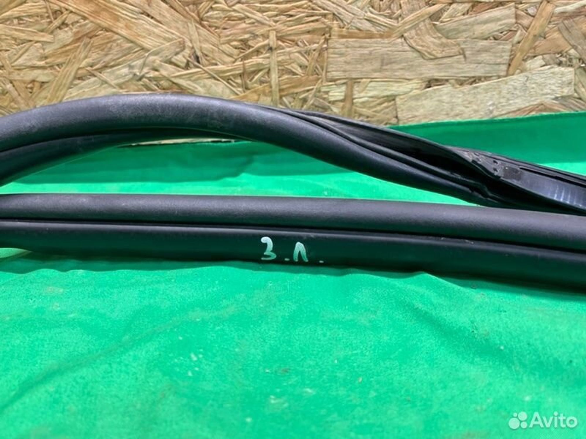 Уплотнительная резинка боковой двери задняя левая, 1000 рублей, Семиозерка