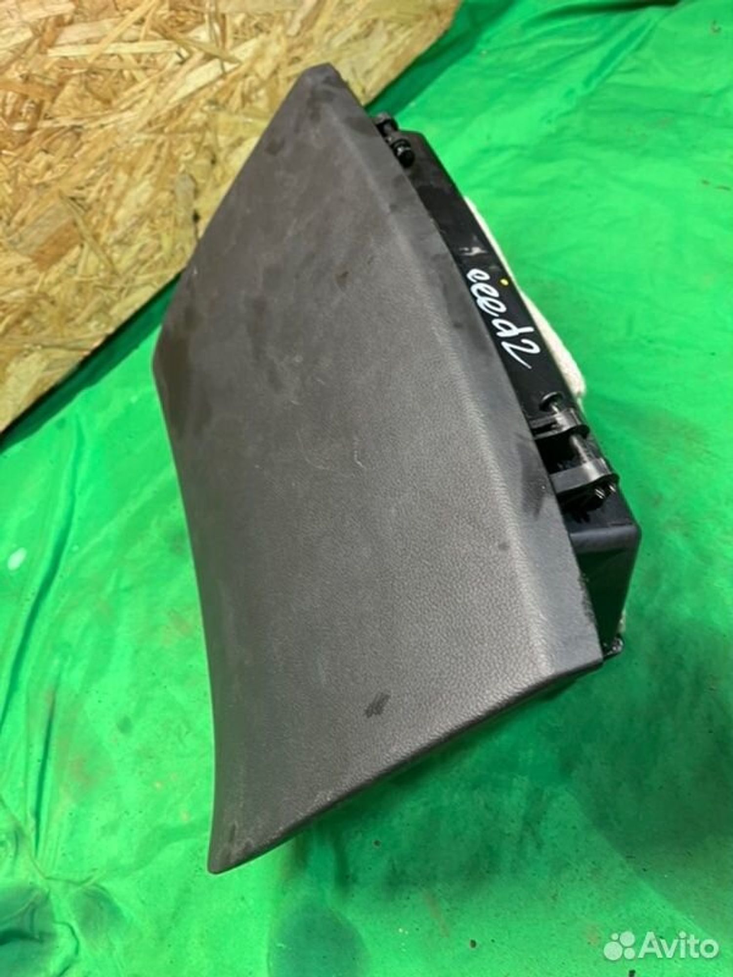 Бардачок Kia Ceed JD G4FG 2013, 1300 рублей, Семиозерка