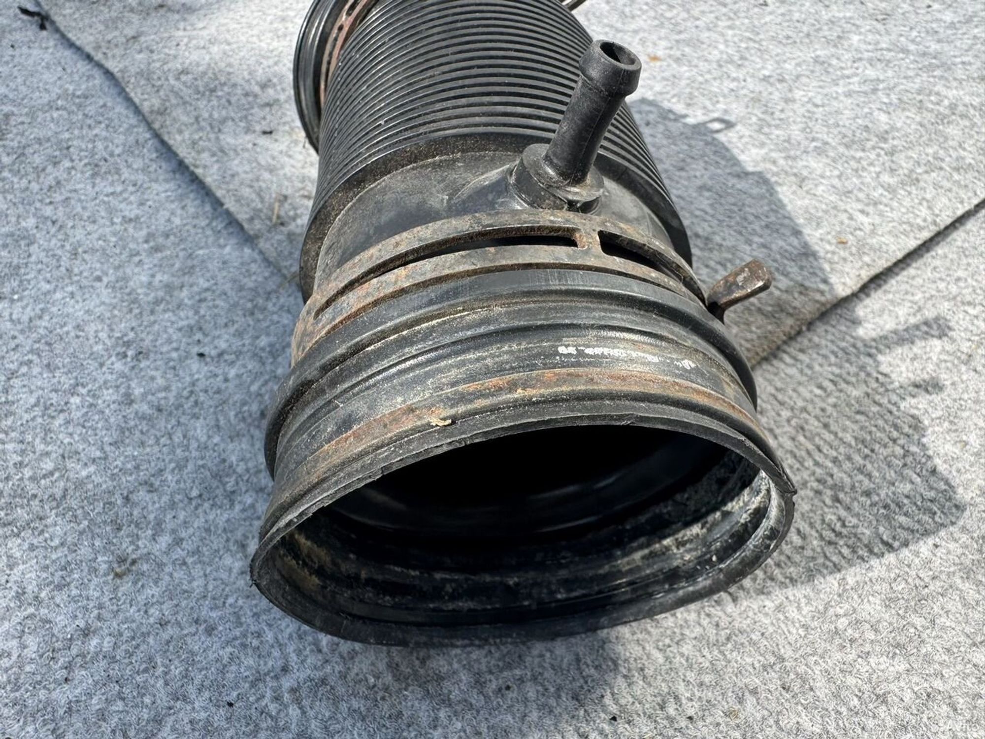 Гофра воздушного фильтра Volkswagen Passat b6, 1500 рублей, Семиозерка